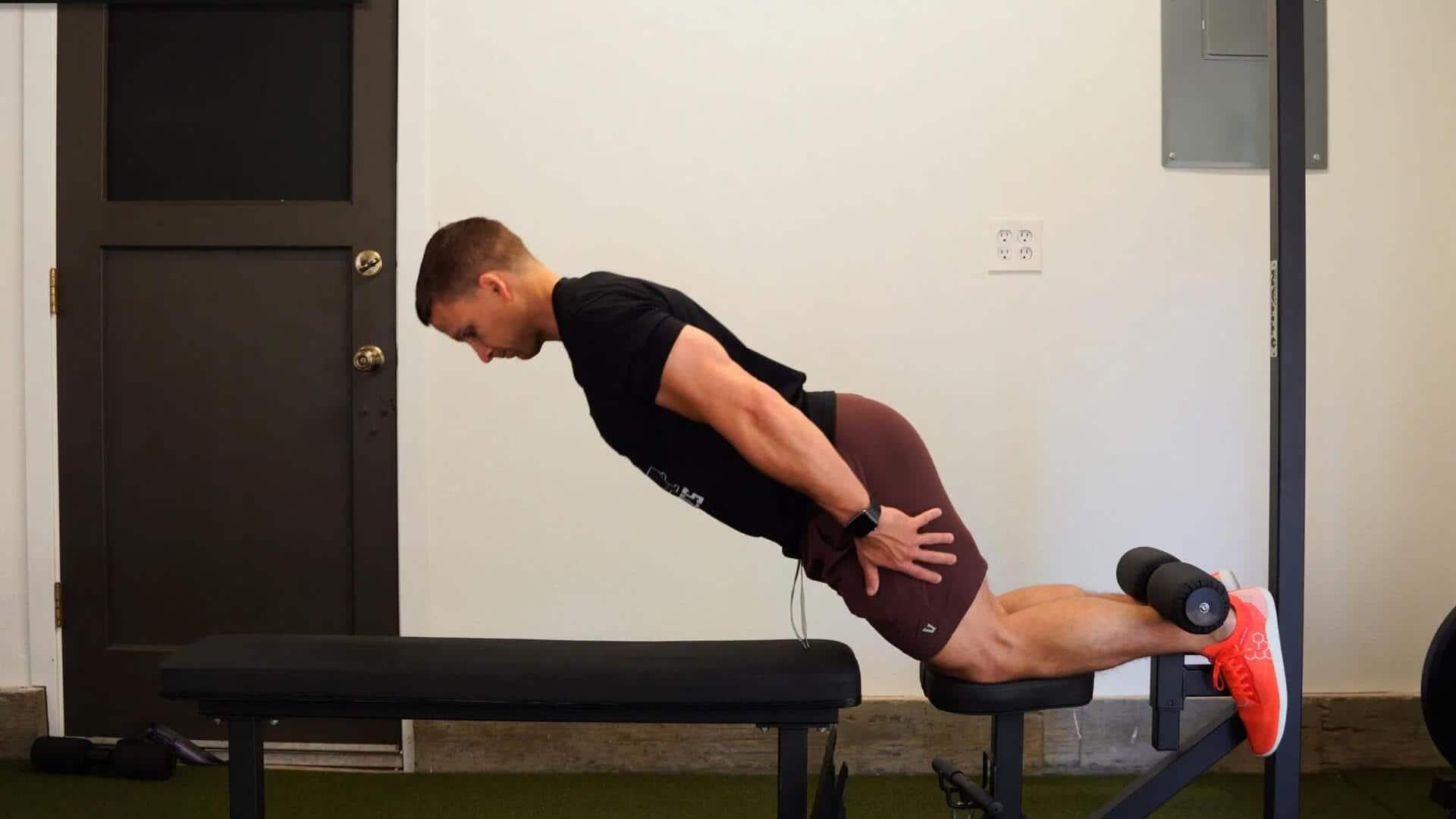 Menguatkan Otot Hamstring Dengan Latihan Nordic Curls