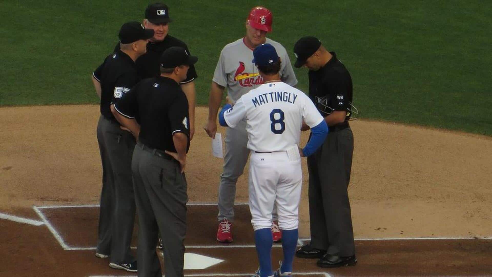 Mengapa manajer baseball memakai seragam?