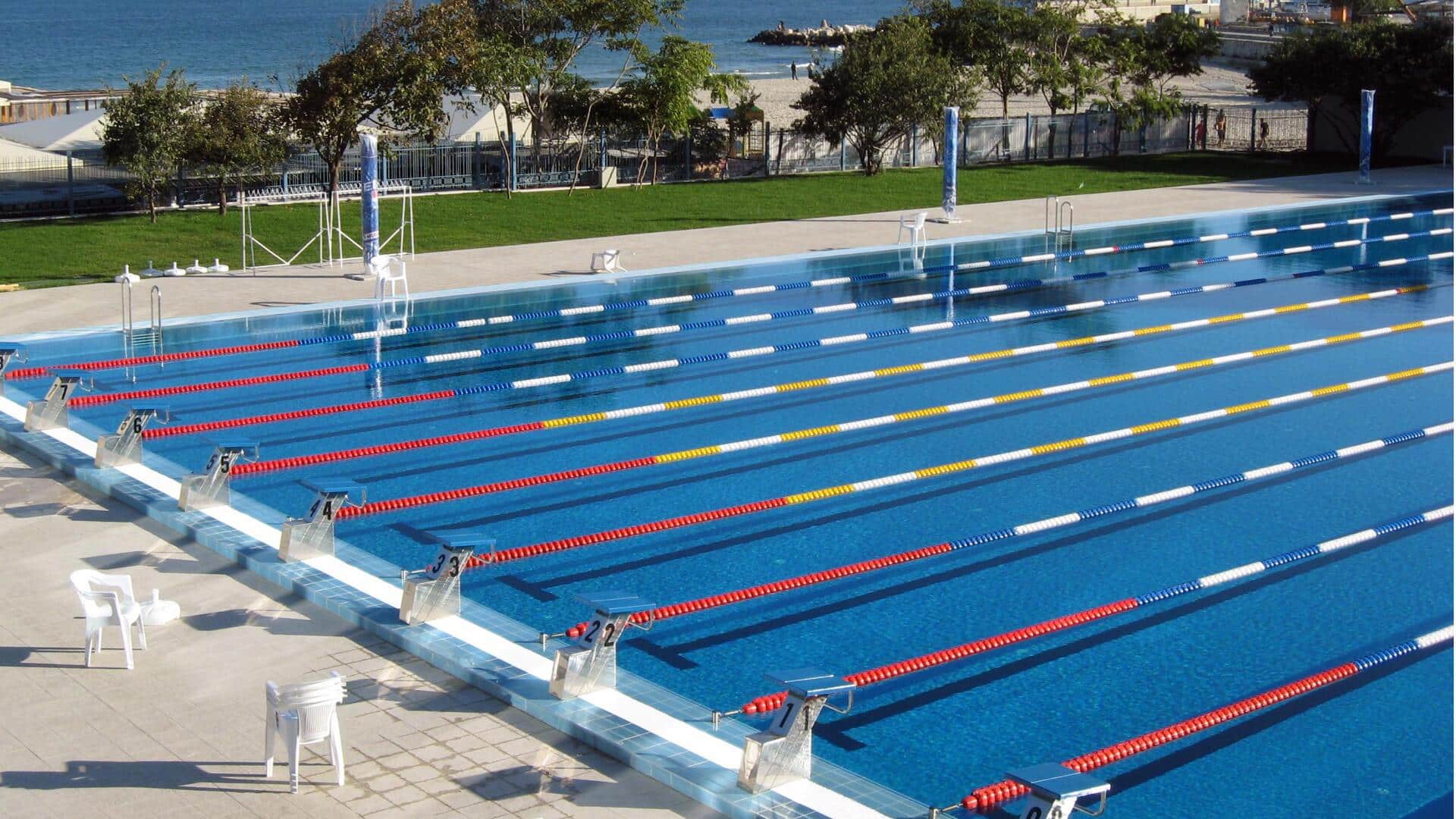 Mengapa jalur renang diberi nomor dari kanan ke kiri?