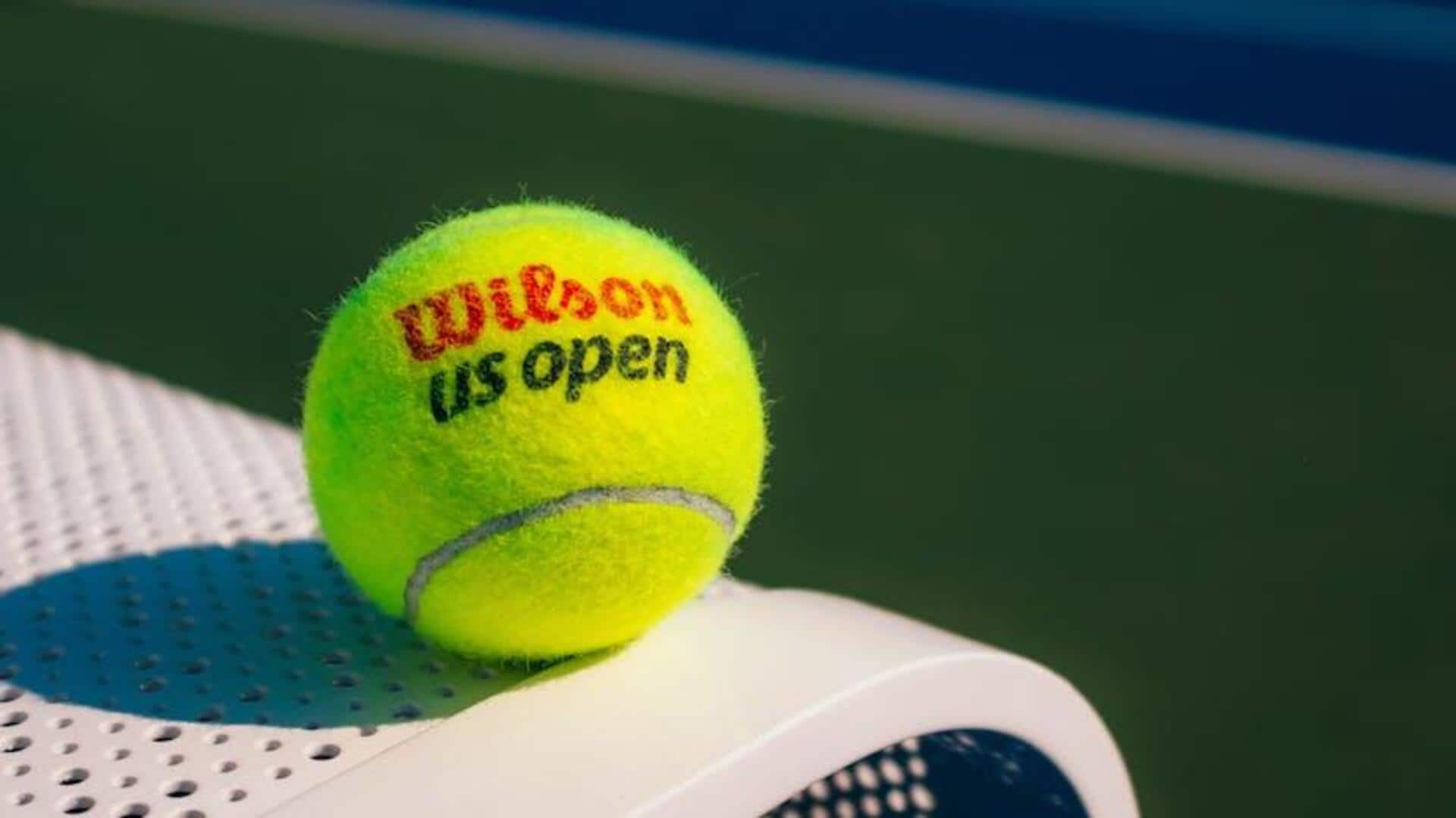 Mengapa pemain tenis memilih bola dengan teliti?