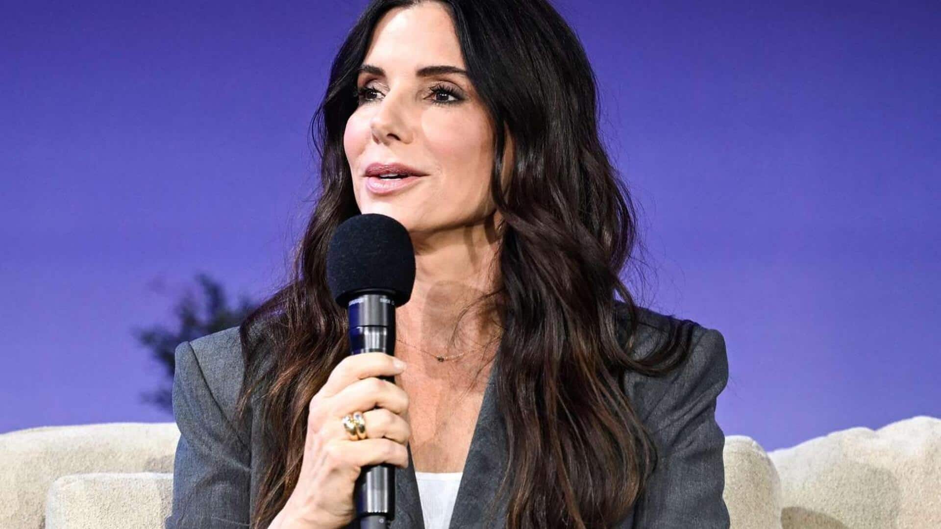 Mengapa Sandra Bullock tetap menjadi ratu serba bisa di Hollywood?