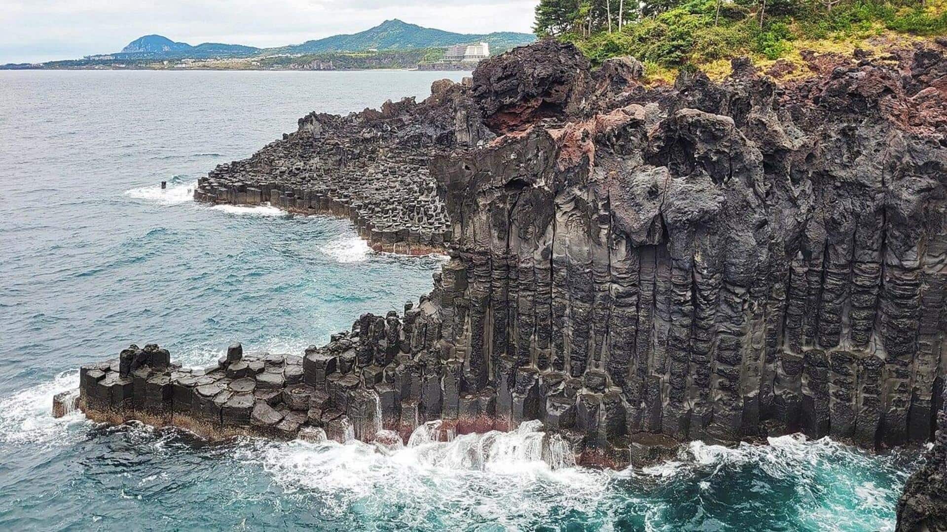 Jelajahi Lanskap Vulkanik Jeju yang Indah