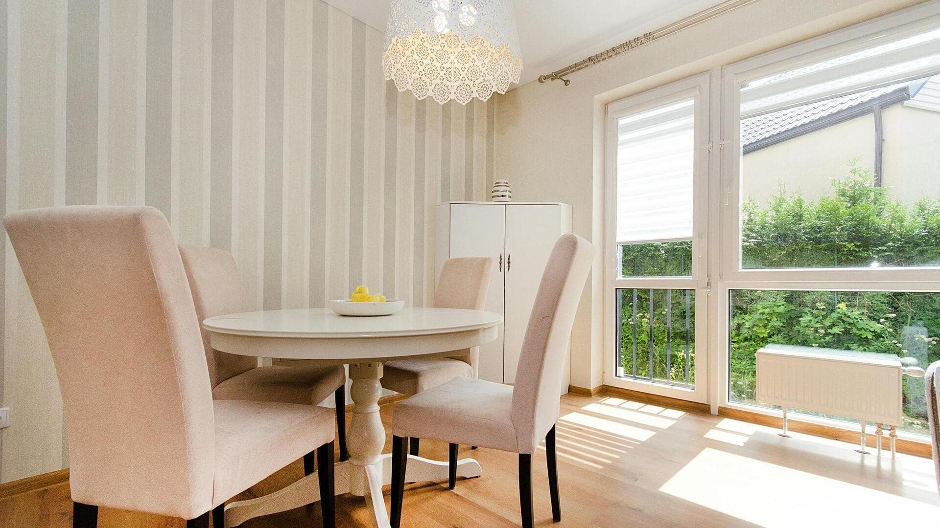 Manfaatkan cahaya alami: Terangi ruang dalam secara kreatif