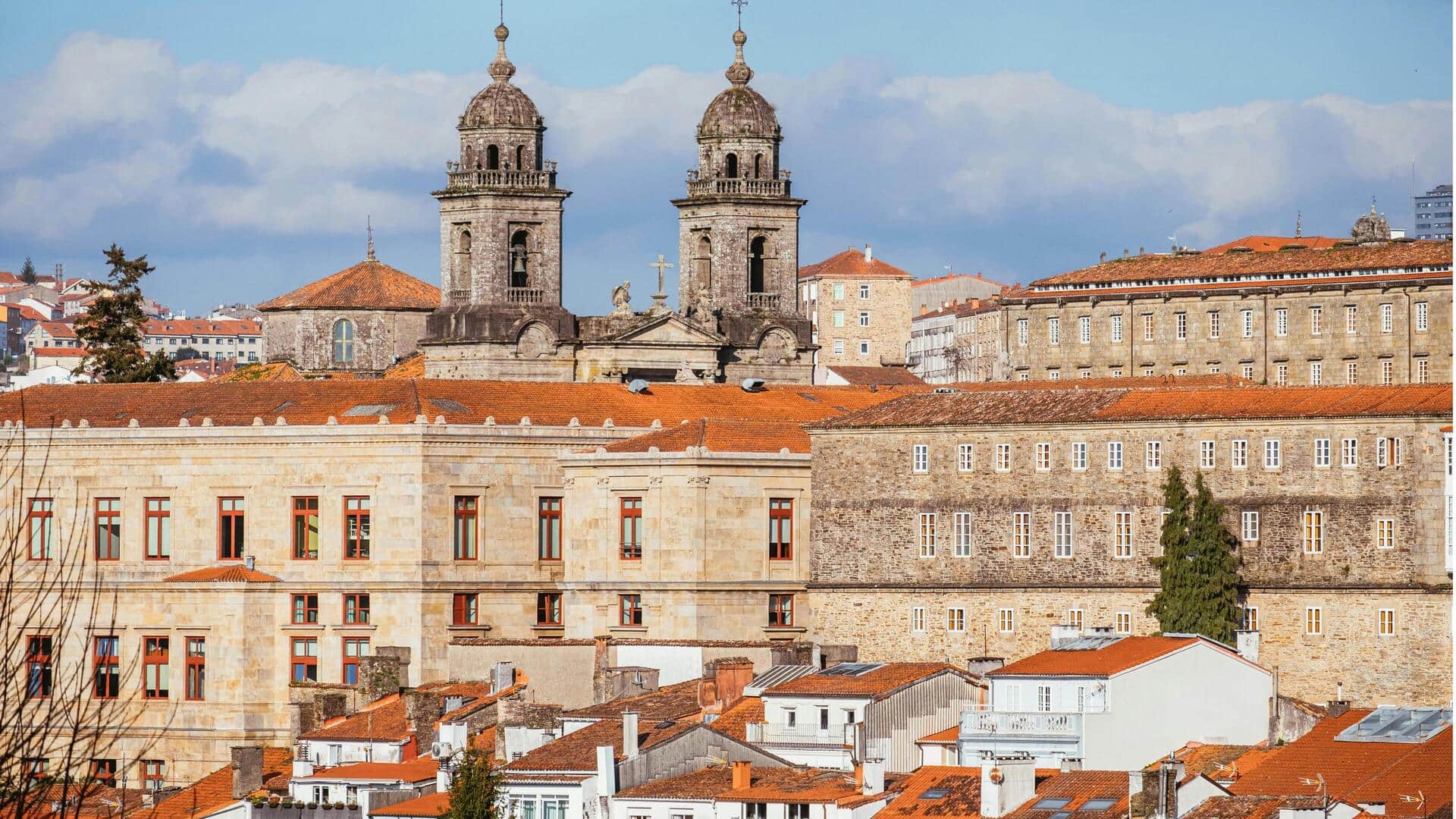 Tur Jalan Kaki Indah di Santiago de Compostela Tur Jalan Kaki Indah di Santiago de Compostela