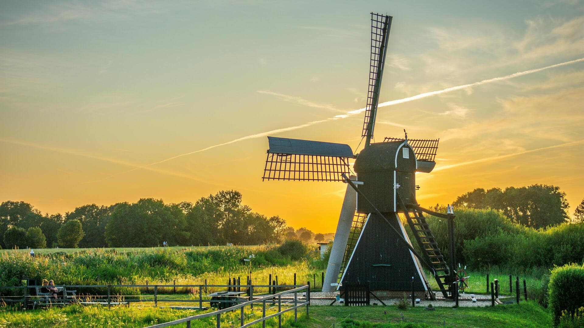 Menjelajahi Kembali Kincir Angin: Penggunaan Sejarah yang Menakjubkan