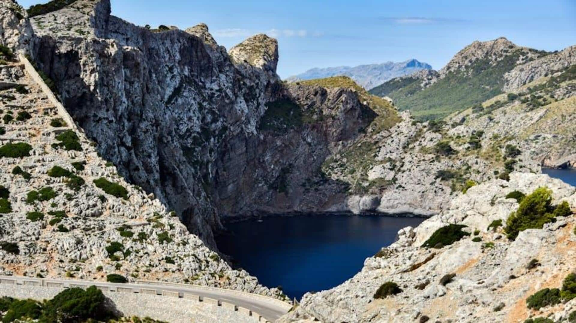 Jelajahi Keindahan Jalur Gunung Tramuntana, Mallorca, Spanyol