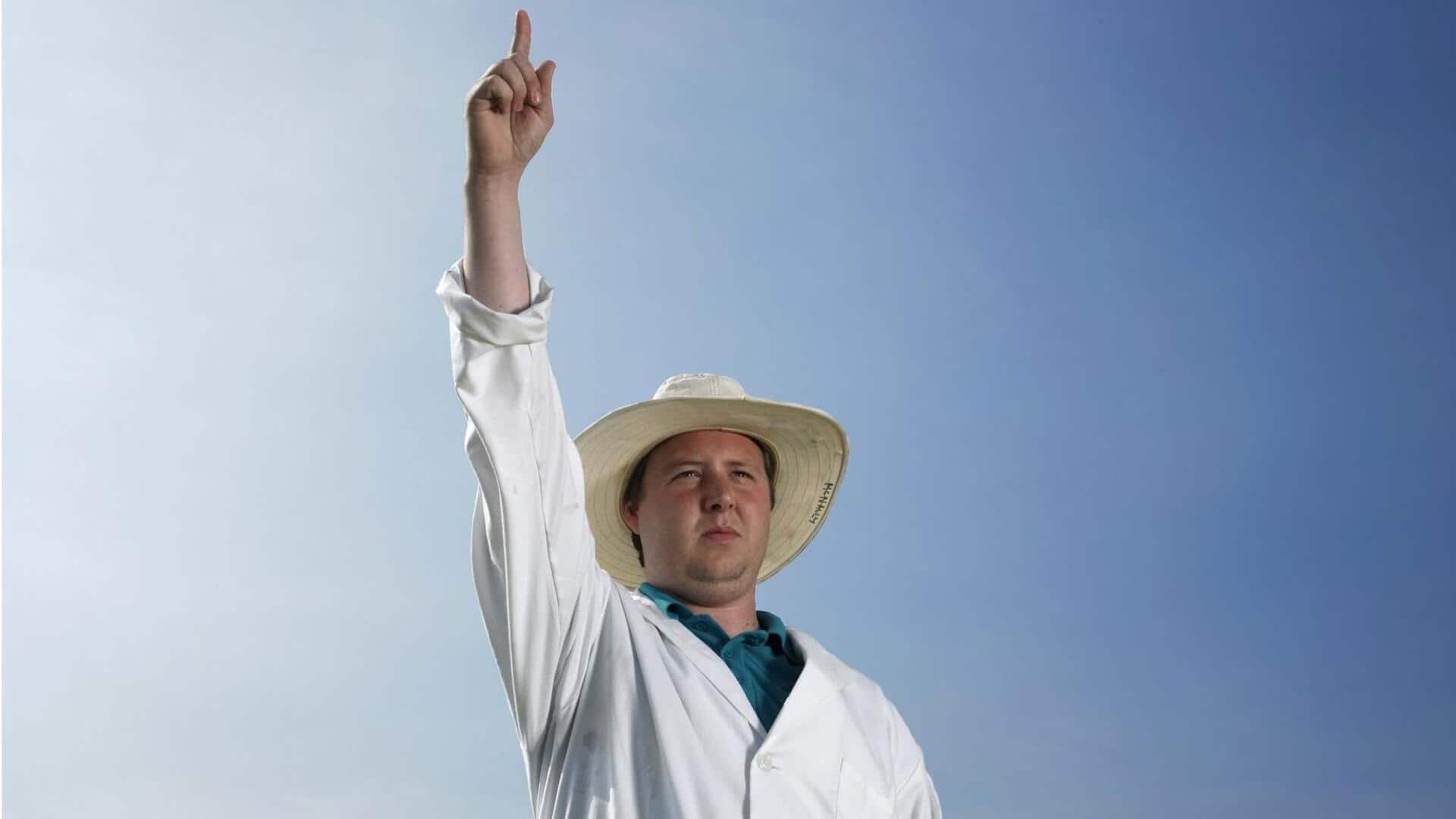 Mengapa wasit kriket menggunakan isyarat tangan unik?