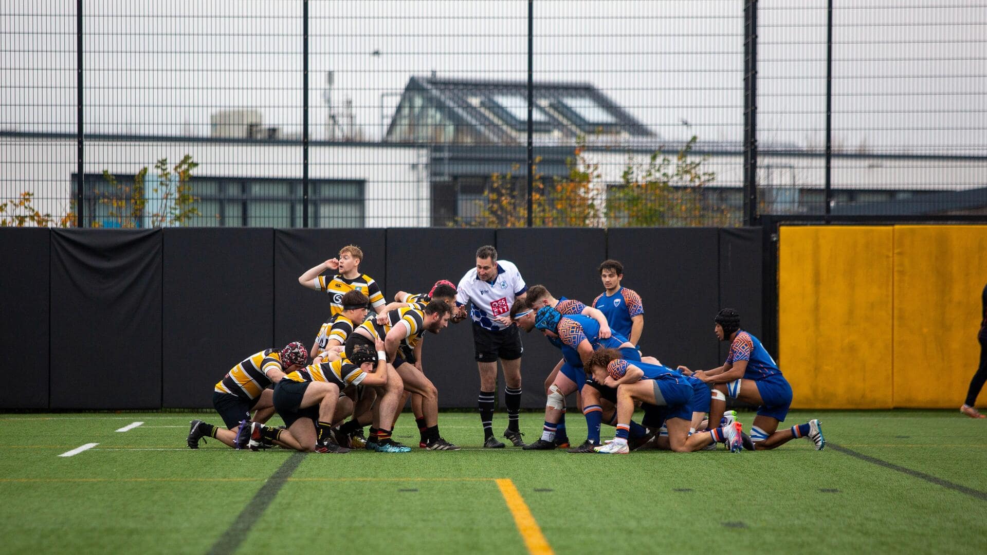 Tradisi menarik di balik Scrum rugby
