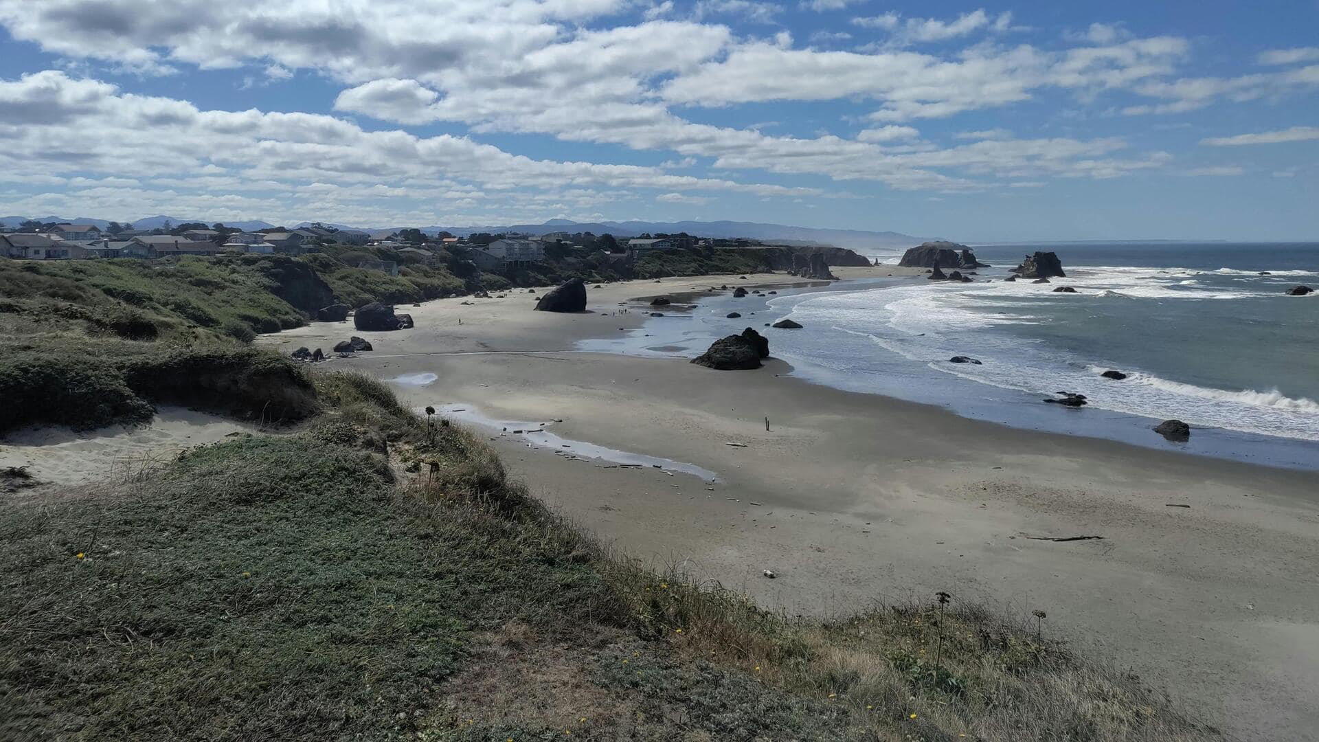 Menikmati Pantai Driftwood di Bandon, Oregon, AS