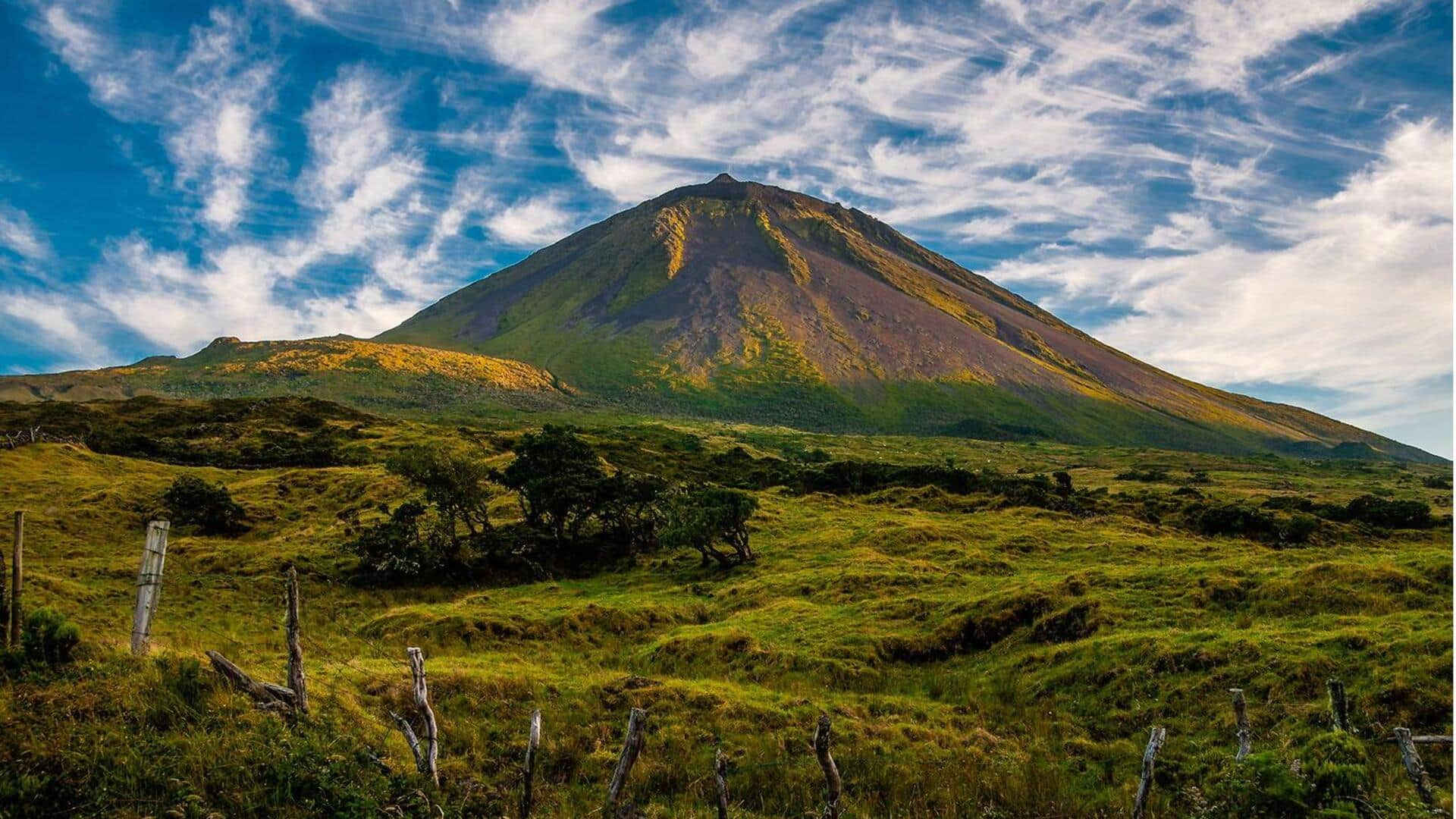 Keseruan Mendaki Gunung Berapi di Azores