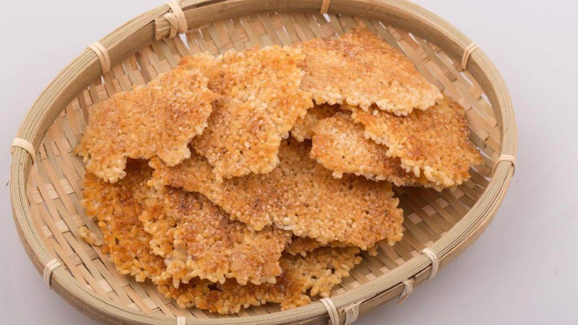 Menikmati Camilan Berbasis Nasi Renyah dengan Bumbu Indonesia