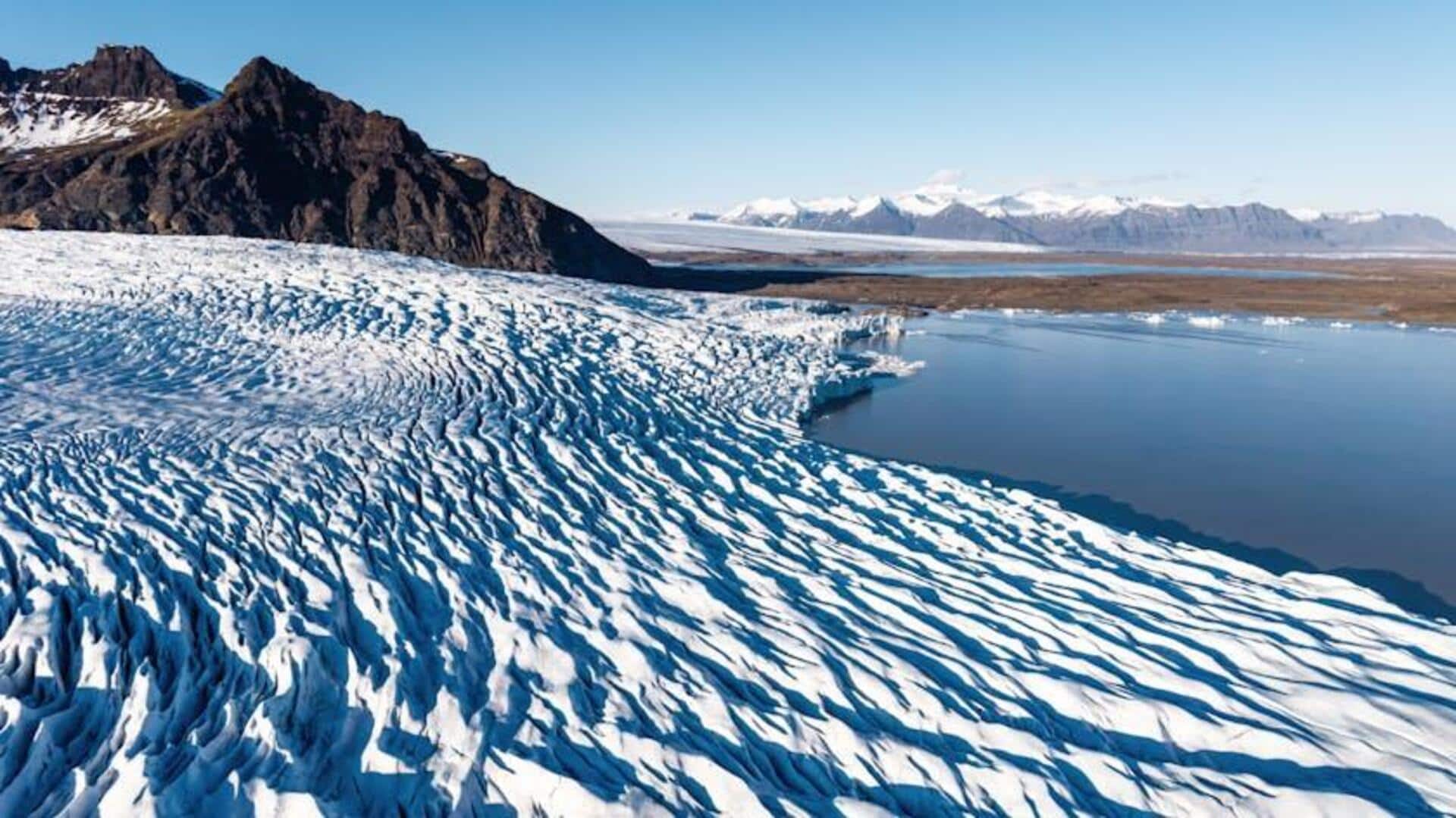 Keajaiban Gletser dan Vulkanik Islandia