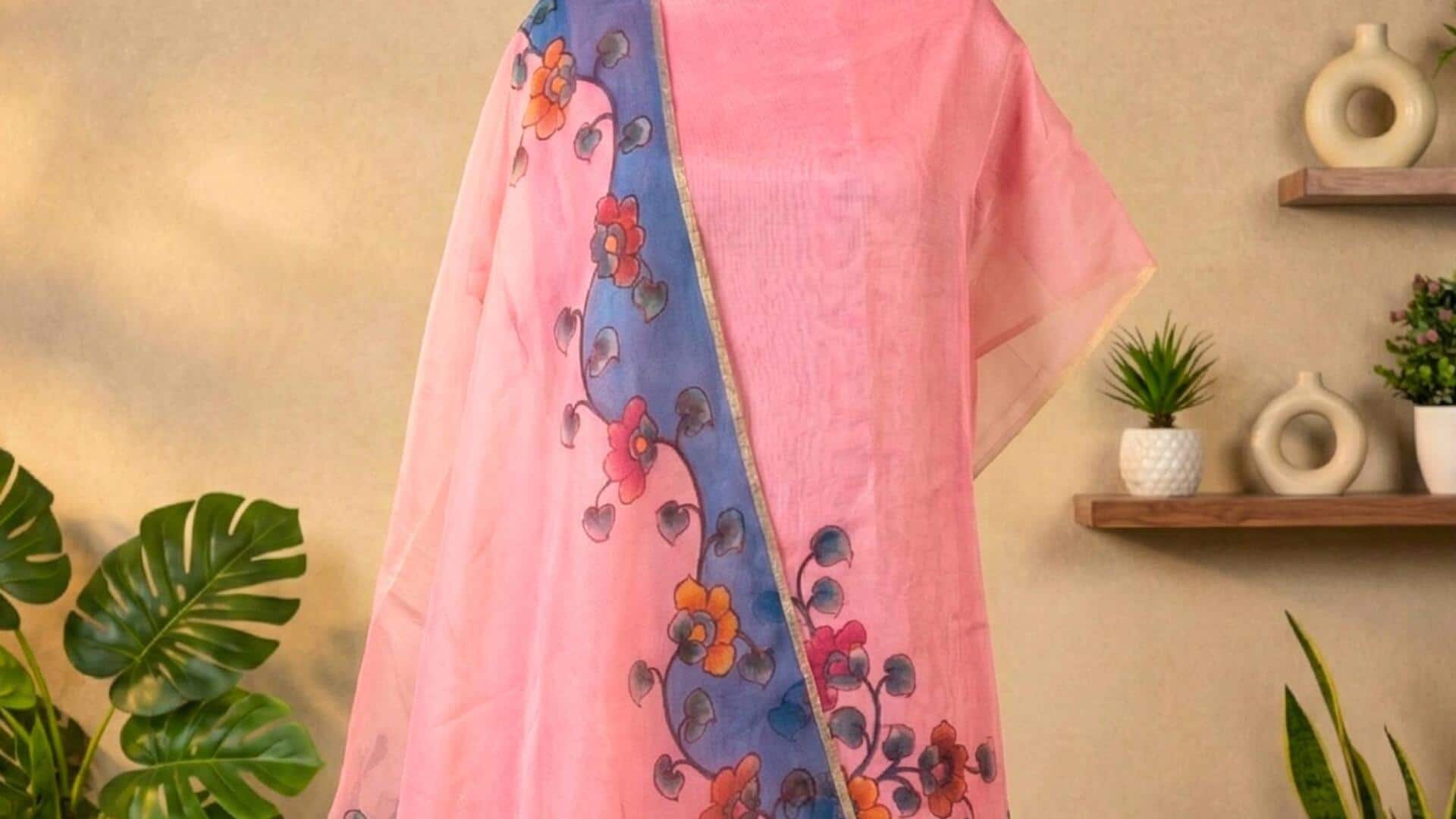 Dupatta pastel Kalamkari: Segar untuk musim semi