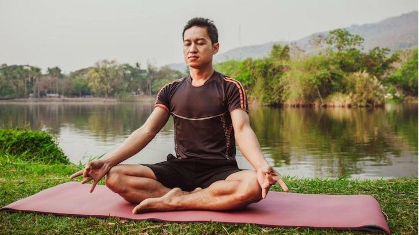 Meremajakan pikiran dan tubuh Anda dengan Kapalbhati pranayama