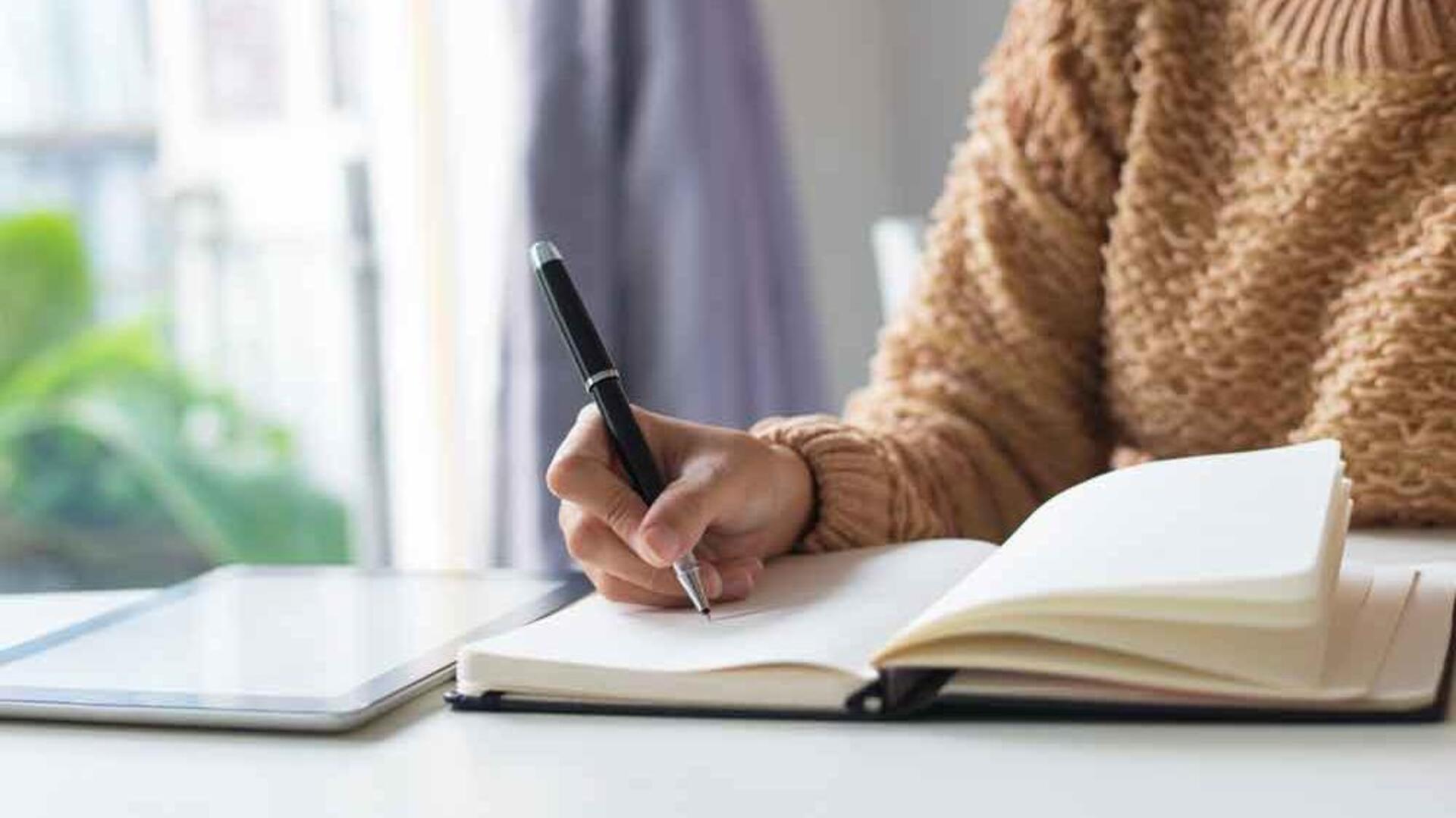 Menulis Jurnal Syukur Harian untuk Membangun Nuansa Positif dalam Hidup Menulis Jurnal Syukur Harian untuk Membangun Nuansa Positif dalam Hidup