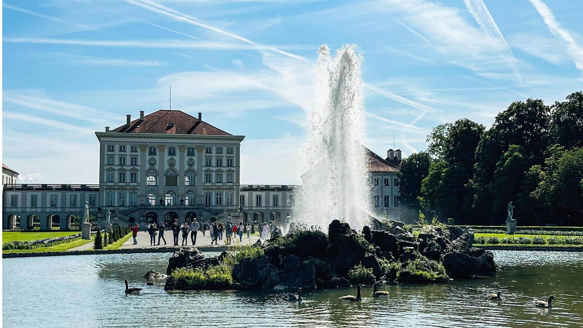 Menjelajahi Air Mancur Megah di Munich dalam Tur Kota