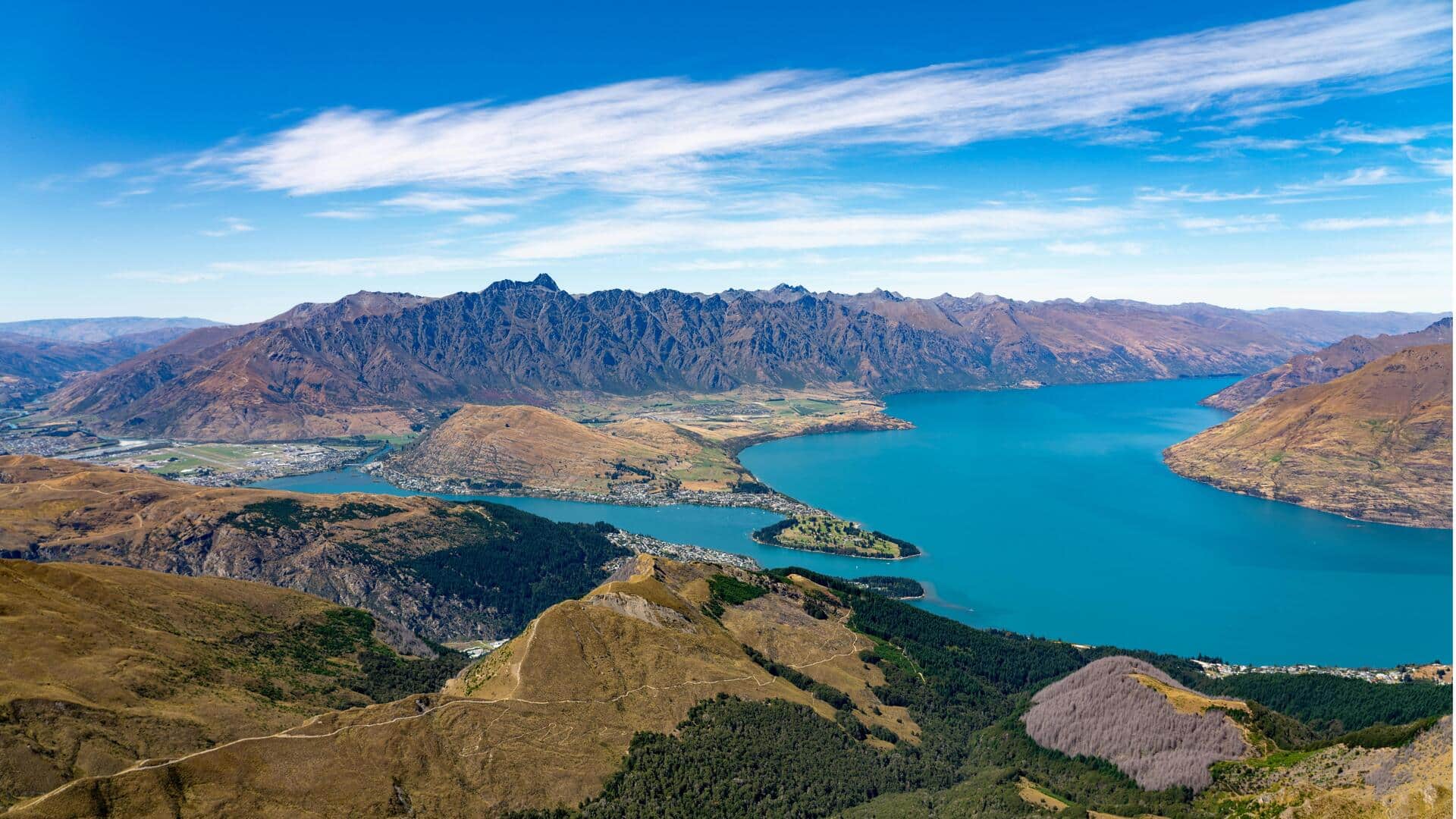 Menjelajahi Danau Indah dan Gondola di Queenstown