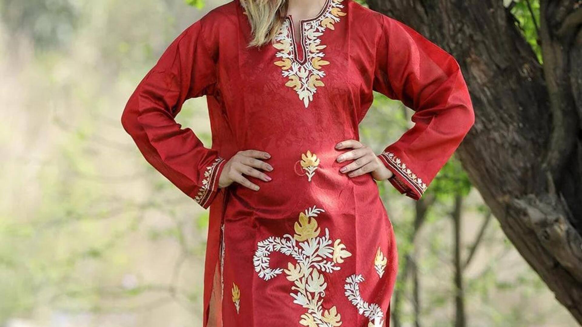 Pakaian tradisional tahan air untuk hari Hujan