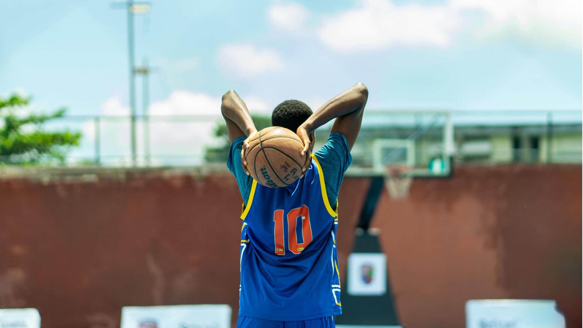 Sejarah seragam basket longgar