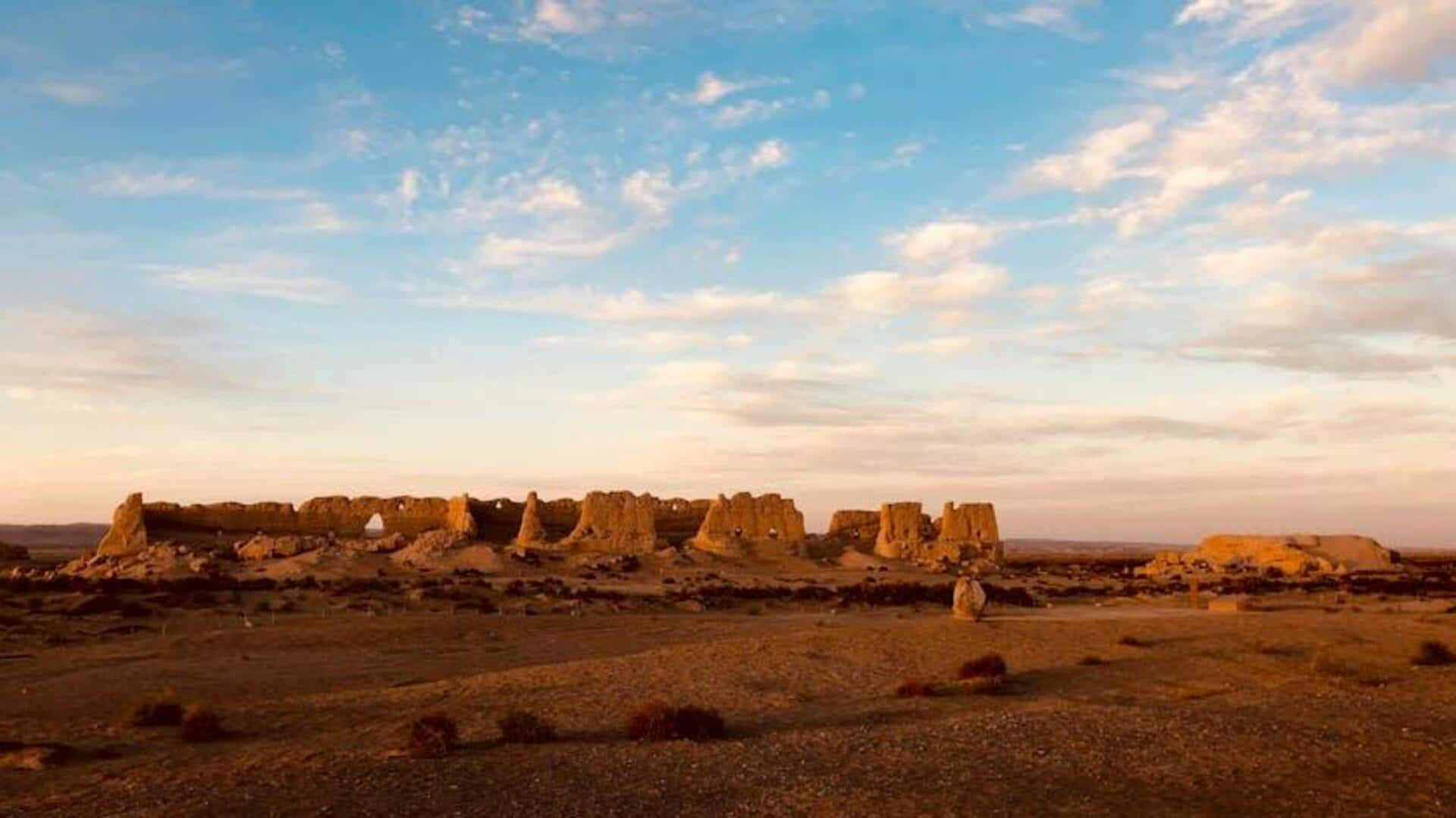 Menjelajahi Fosil Dinosaurus di Gurun Gobi, Mongolia