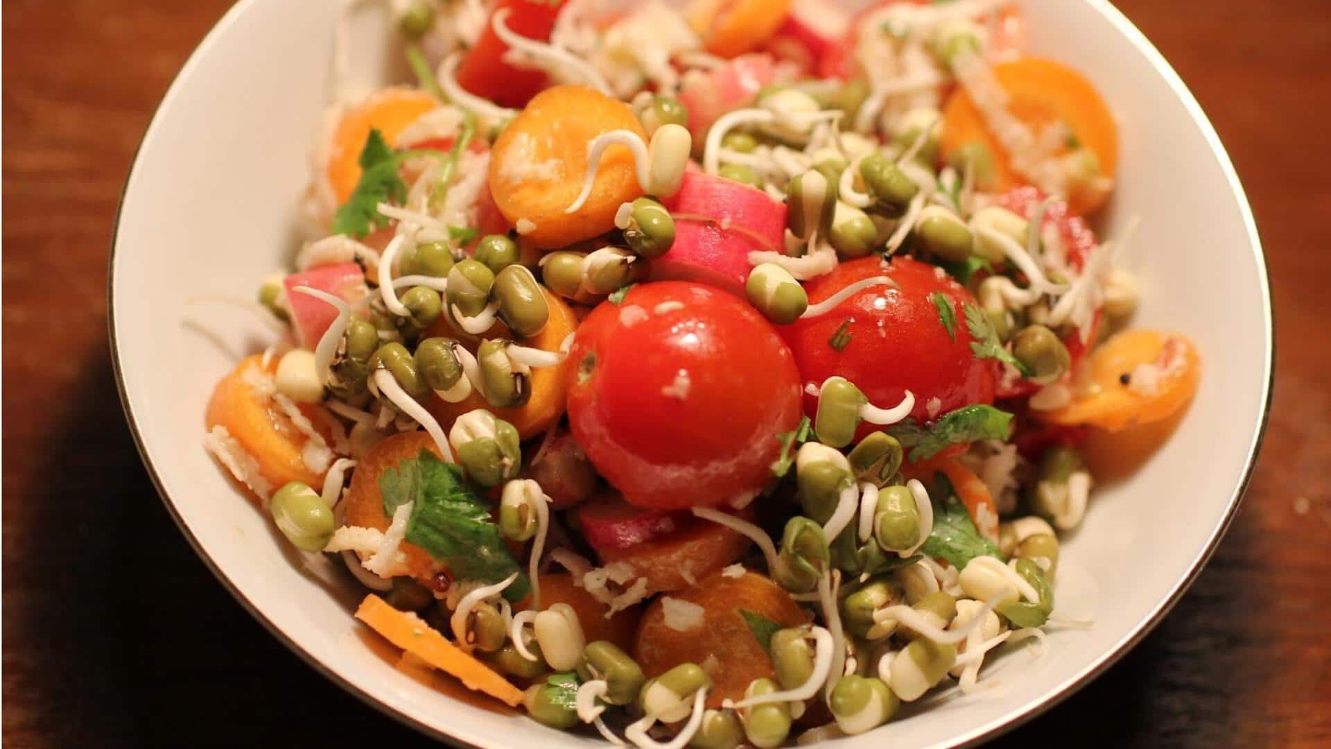 Salad Moong Dal India yang Wajib Anda Cicipi