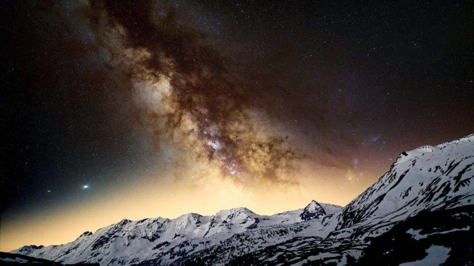 Menikmati Keindahan Langit Malam di Taman Nasional Kanada
