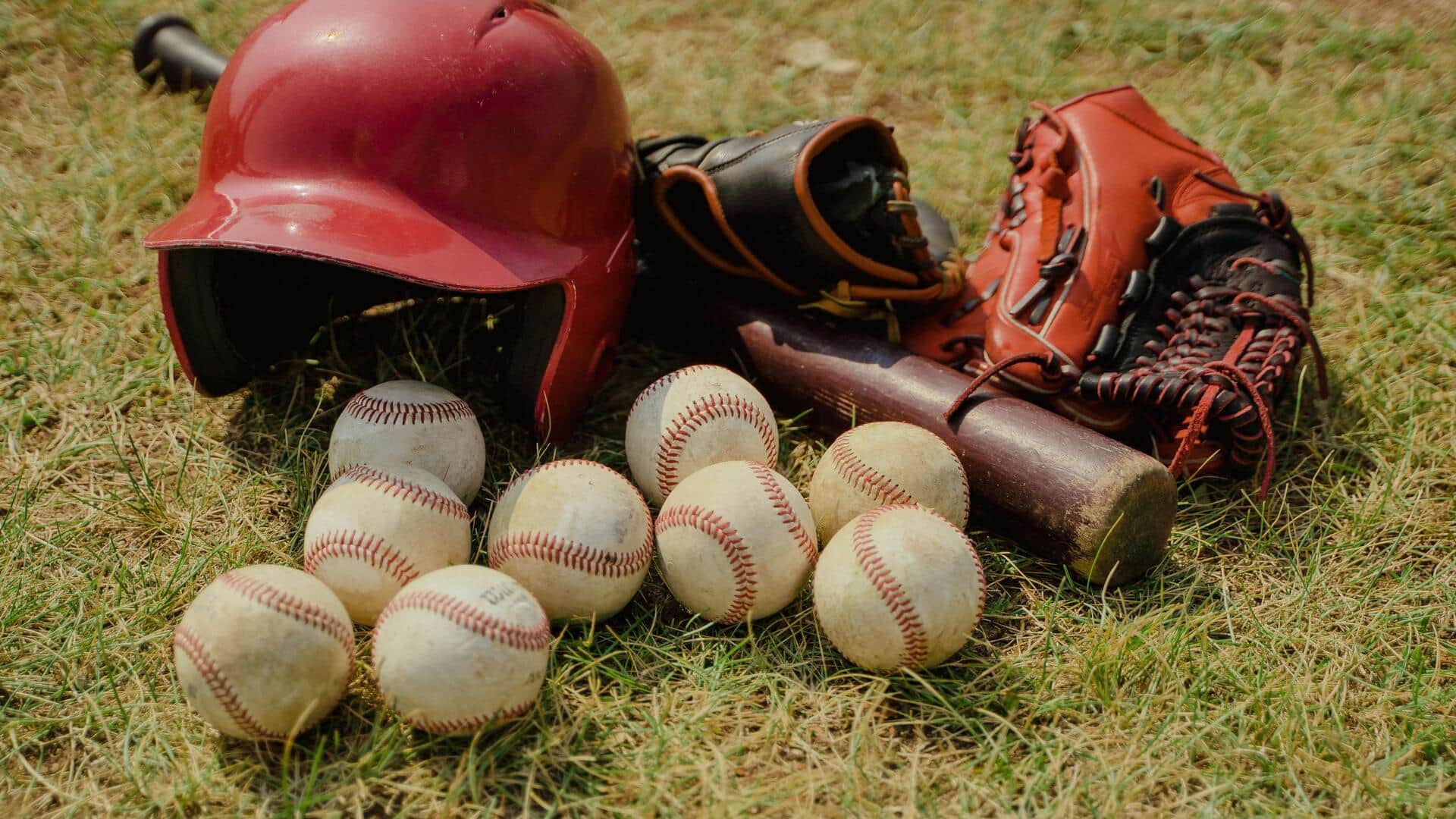Mengapa bola baseball memiliki 108 jahitan?