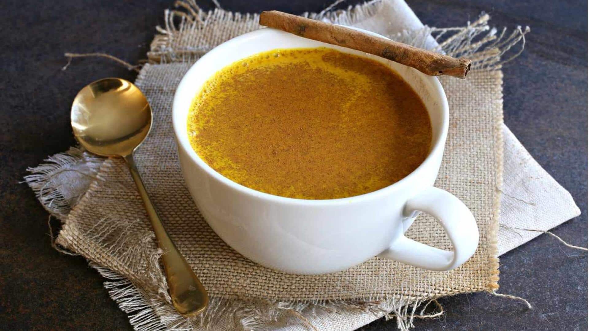 Menikmati Turmeric Latte di Sibuknya Jakarta Menikmati Turmeric Latte di Sibuknya Jakarta