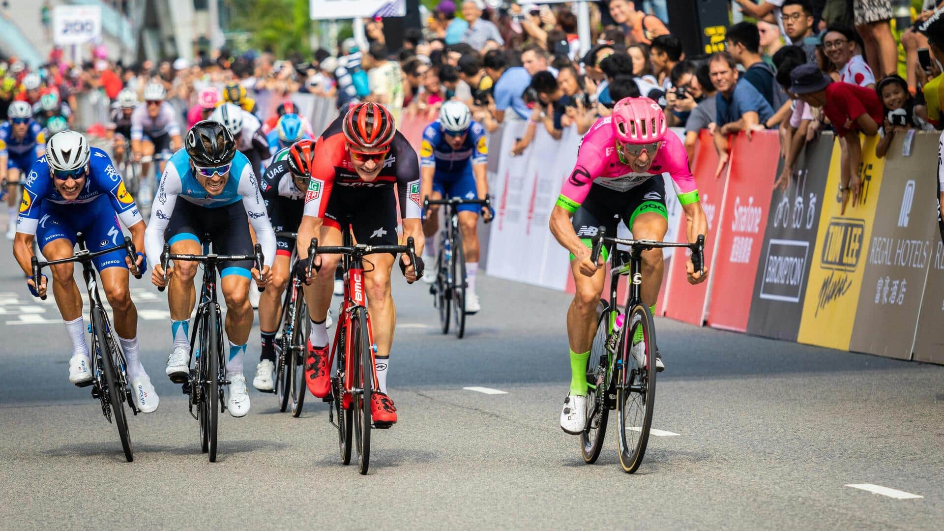 Mengapa warna jersey bersepeda menunjukkan pemimpin balapan?