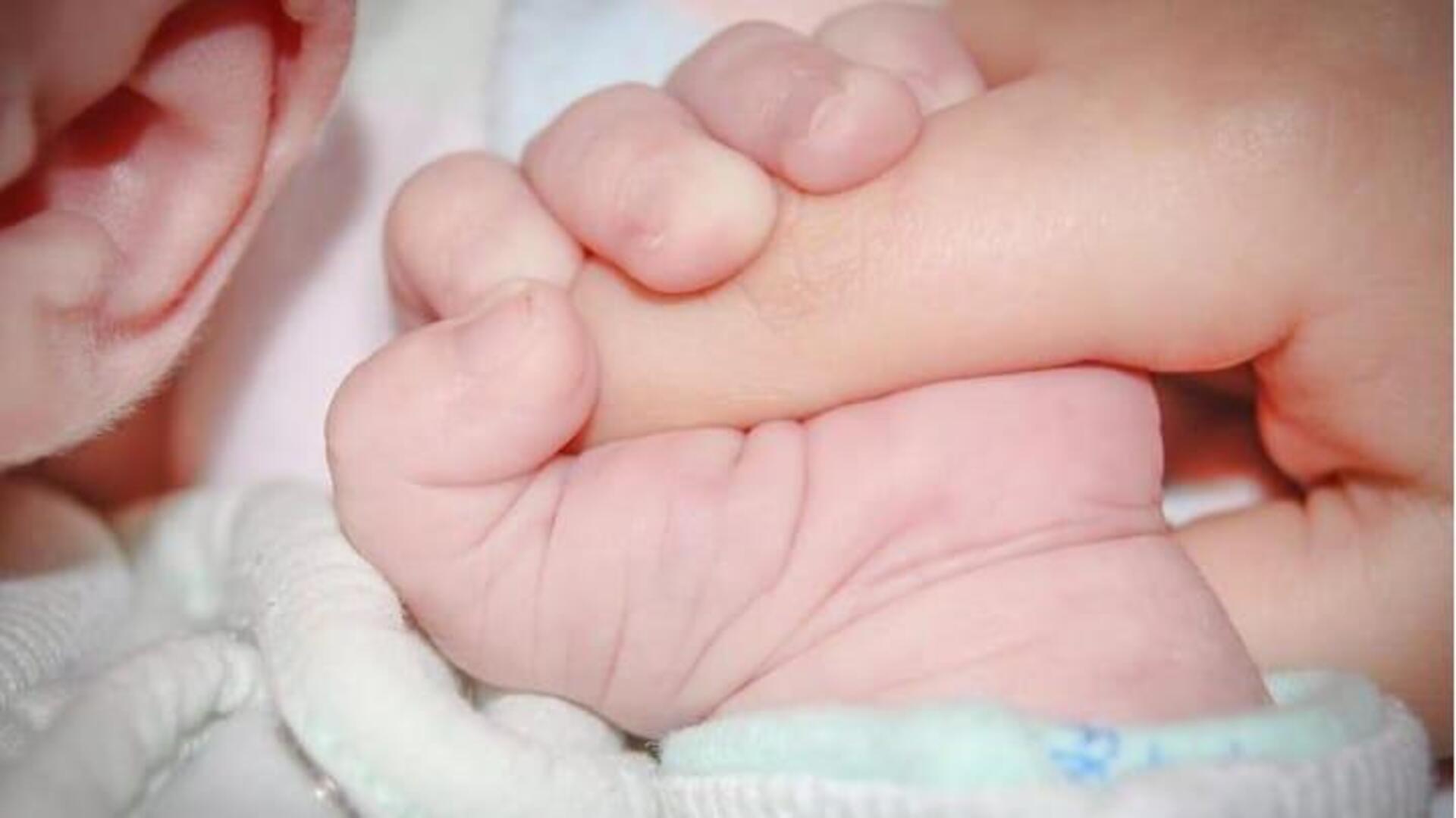 Panduan bagi ibu baru untuk terhubung dengan bayinya yang baru lahir
