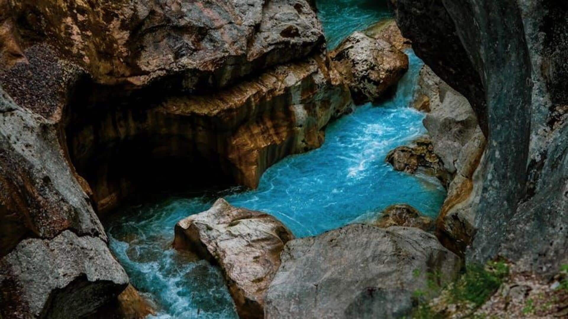Jelajahi Lembah Tersembunyi di Slovenia untuk Pelarian Alam yang Tenang Jelajahi Lembah Tersembunyi di Slovenia untuk Pelarian Alam yang Tenang
