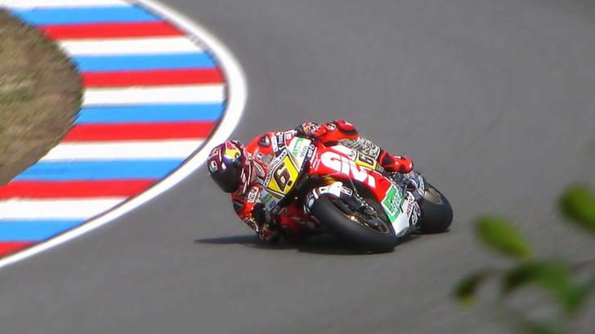 Mengapa tikungan balap memiliki kemiringan?