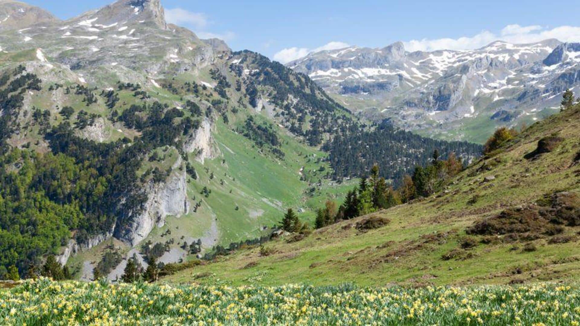 Pengalaman Hiking Berkesan di Pegunungan Pyrenees, Spanyol