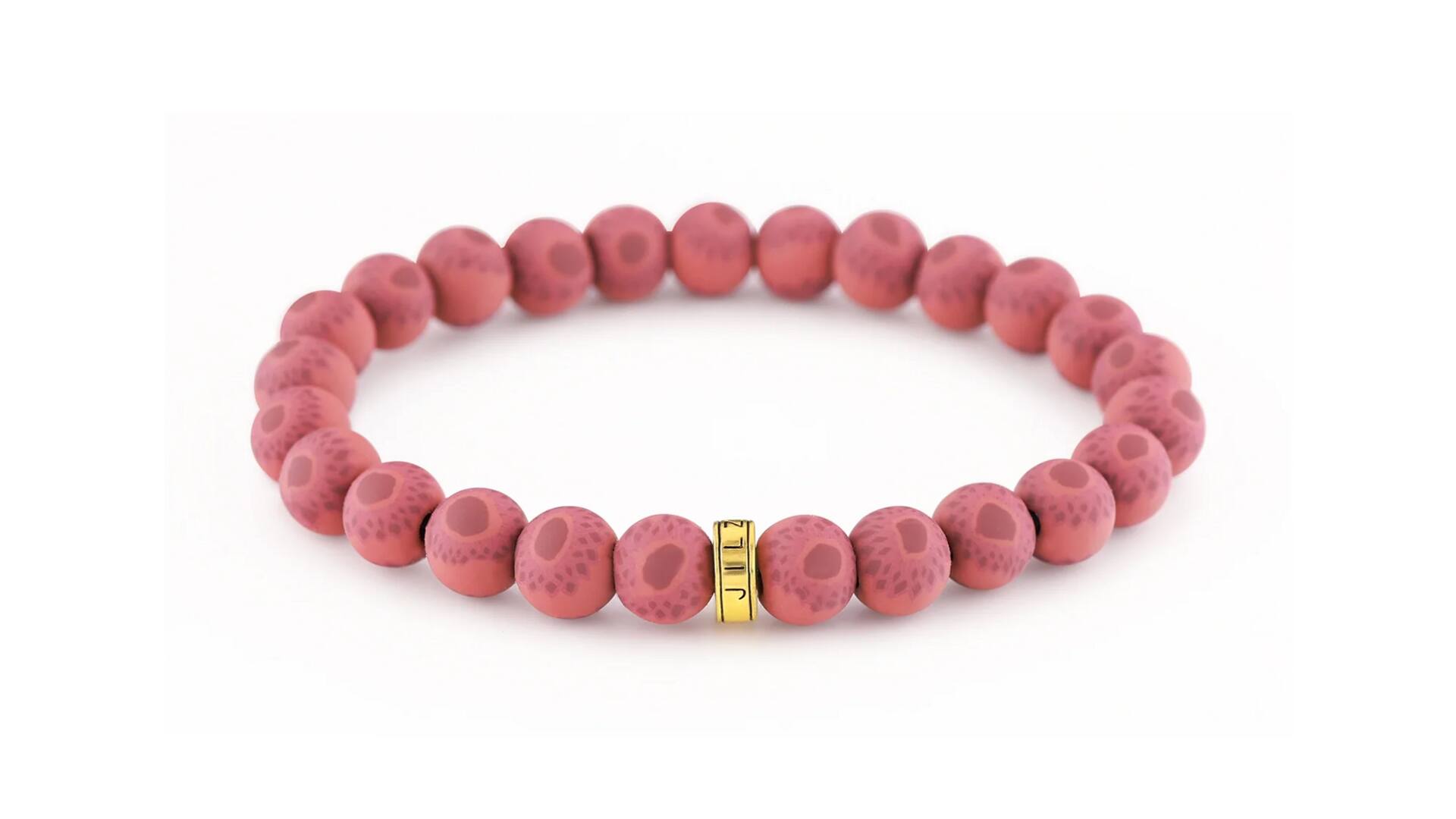 Aksesori terracotta yang wajib dimiliki musim hujan ini