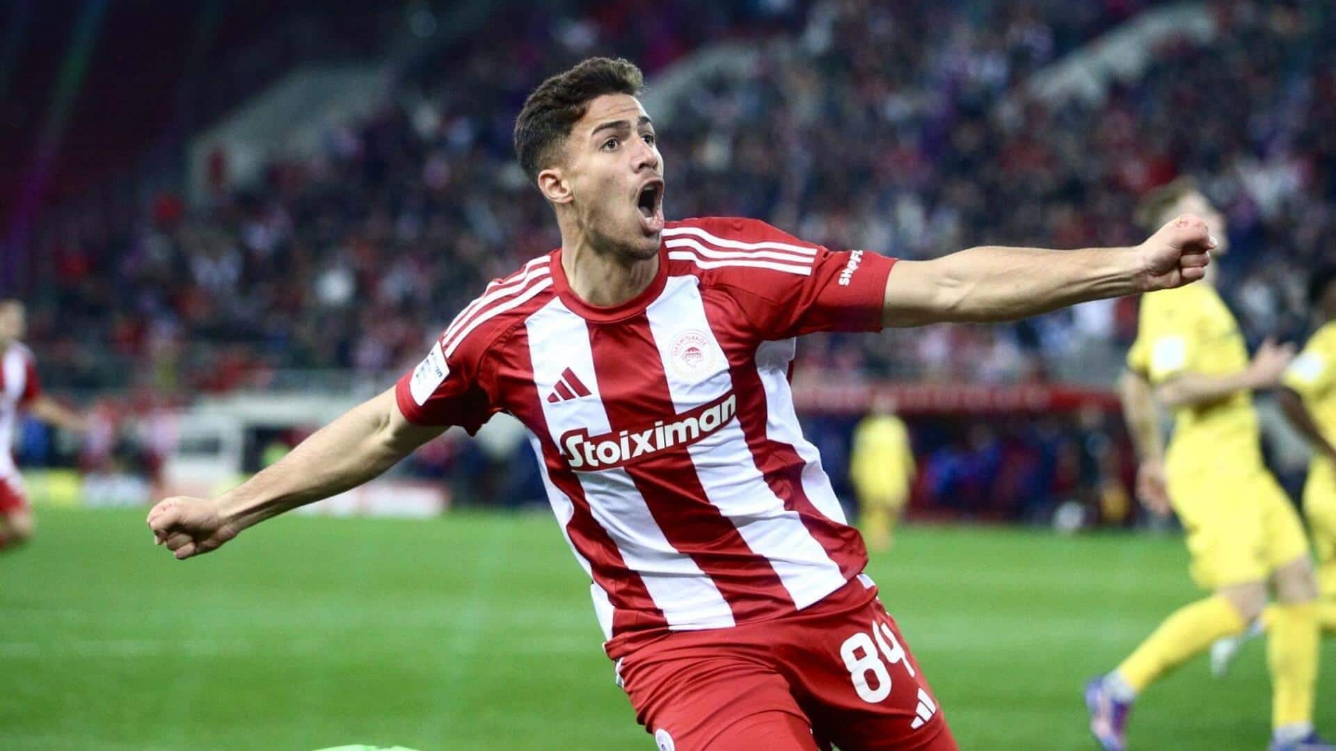 Brighton menyetujui kesepakatan £29,8 juta untuk penyerang Olympiakos Charalampos Kostoulas