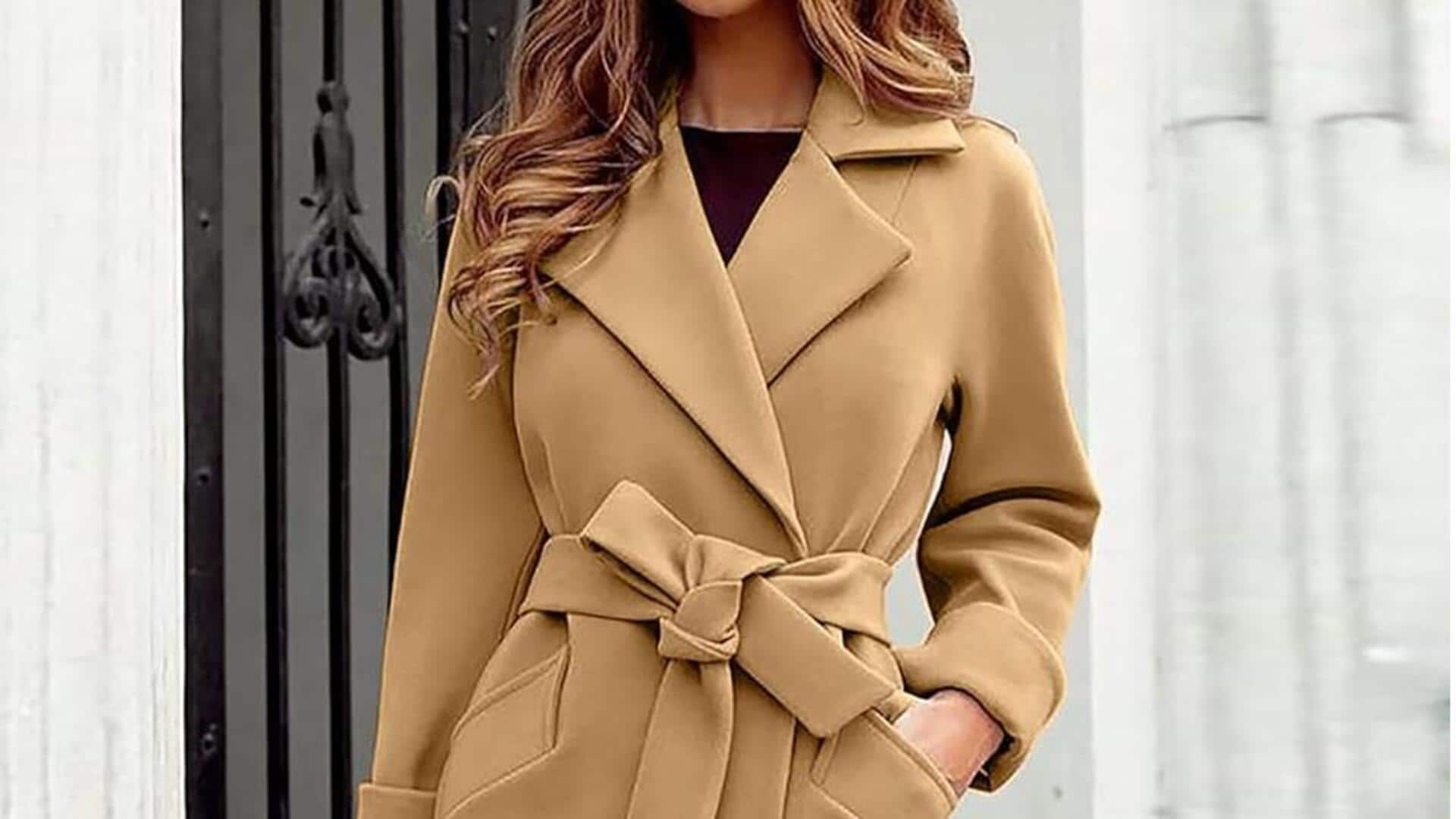 Pesona abadi Trench Coat klasik di segala cuaca