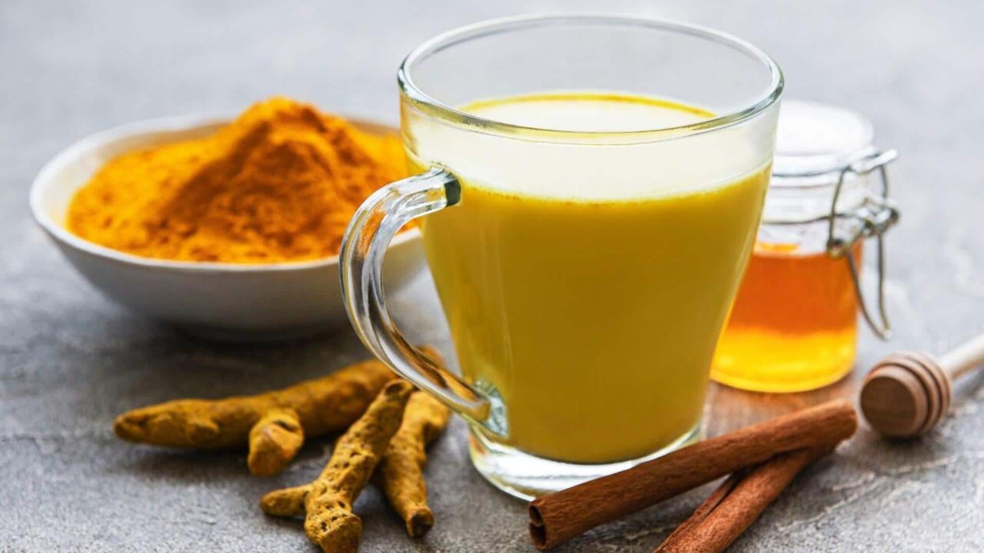 Sajikan Susu Kunyit untuk Menjaga Asupan Energi di Bulan Ramadan