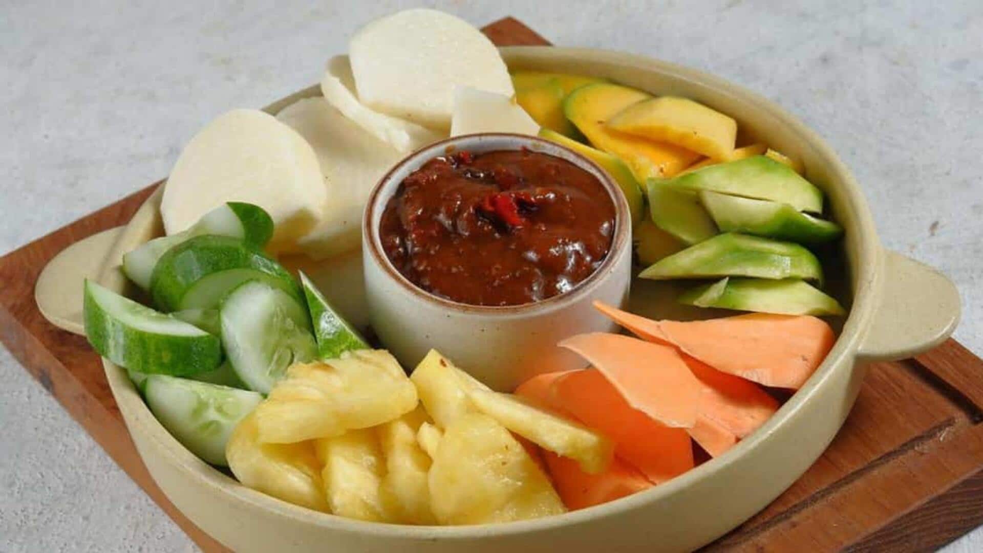 Mencicipi Kombinasi Buah yang Unik dalam Hidangan Tradisional Indonesia