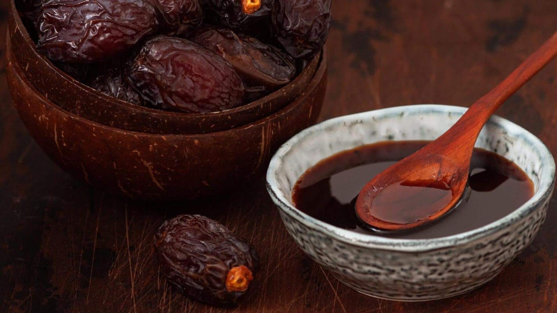 Menikmati Manisnya Sirup Kurma sebagai Hidangan Berbuka Puasa Menikmati Manisnya Sirup Kurma sebagai Hidangan Berbuka Puasa