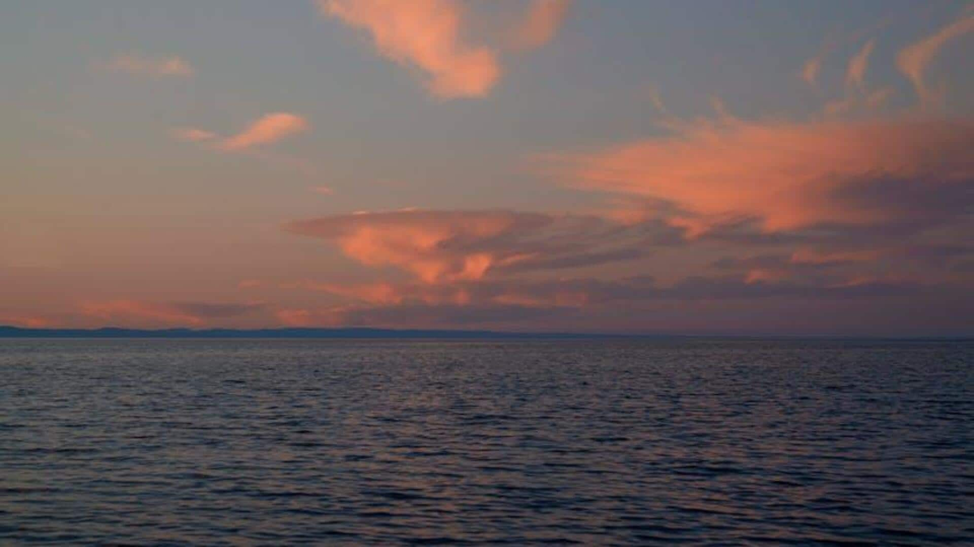 Menjelajahi Keindahan Dataran Uvs Nuur Basin, Mongolia