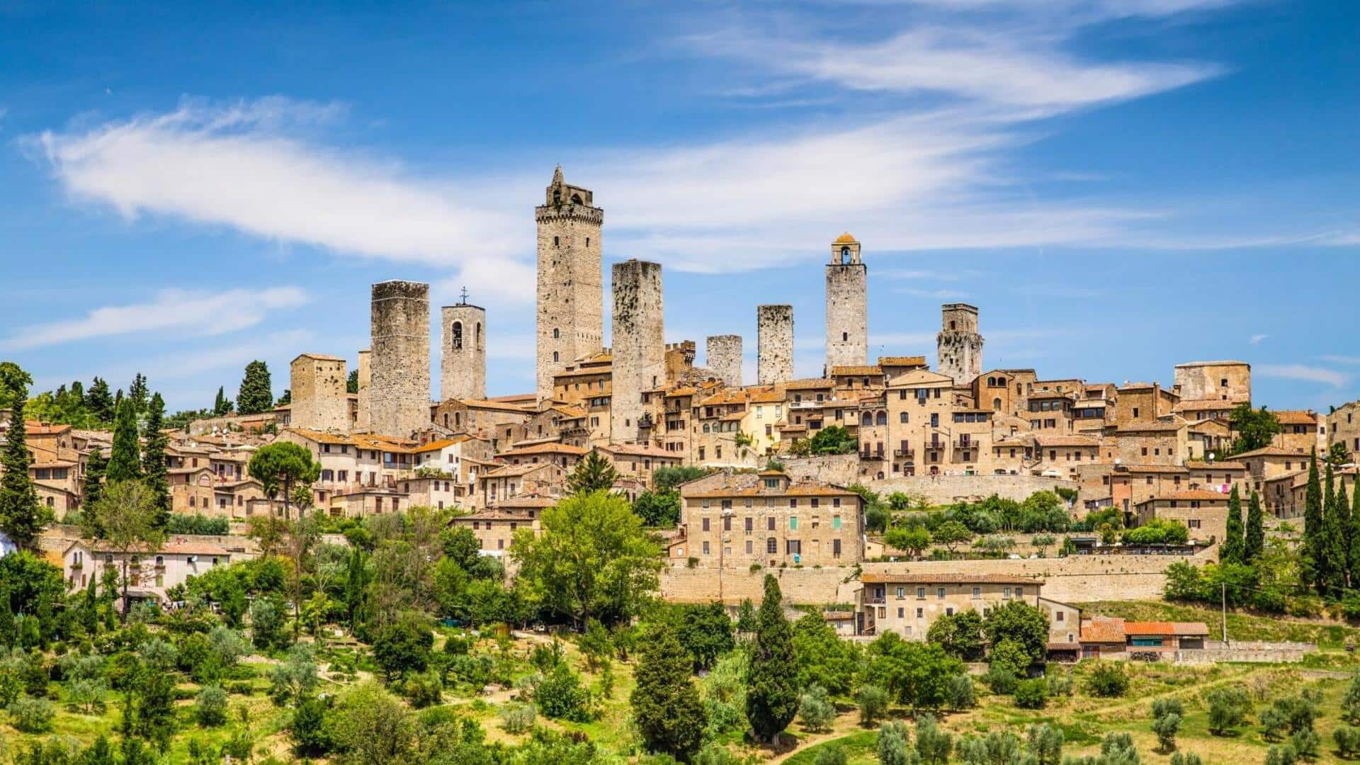 Kota Dari Abad Pertengahan Yang Tersembunyi Di Tuscany