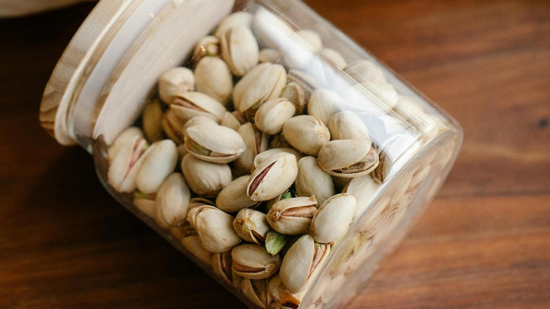 Hidangan Vegan Kaya Serat dengan Pistachio