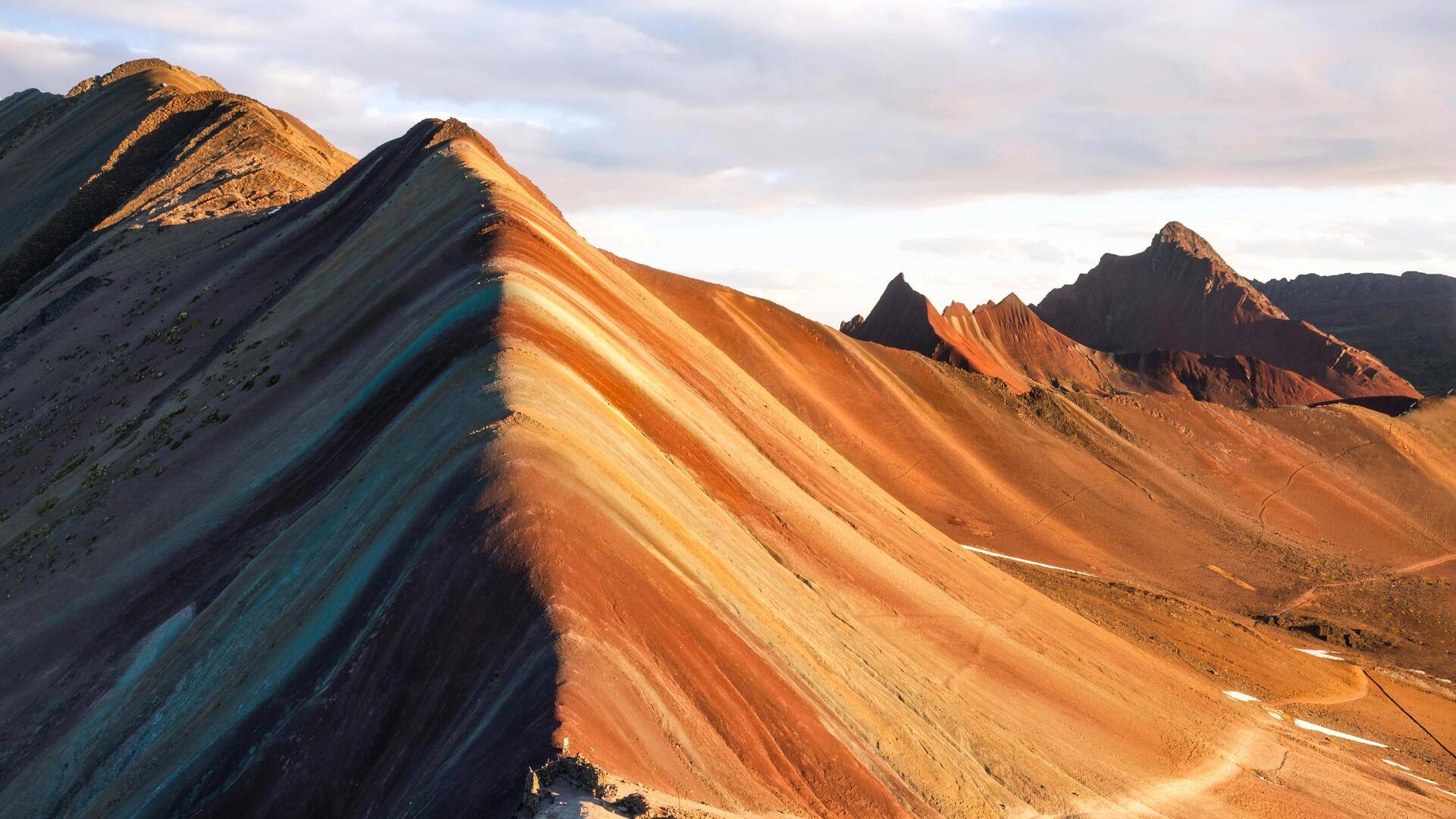 Mengapa Gunung Pelangi Peru Memukau Setiap Wisatawan