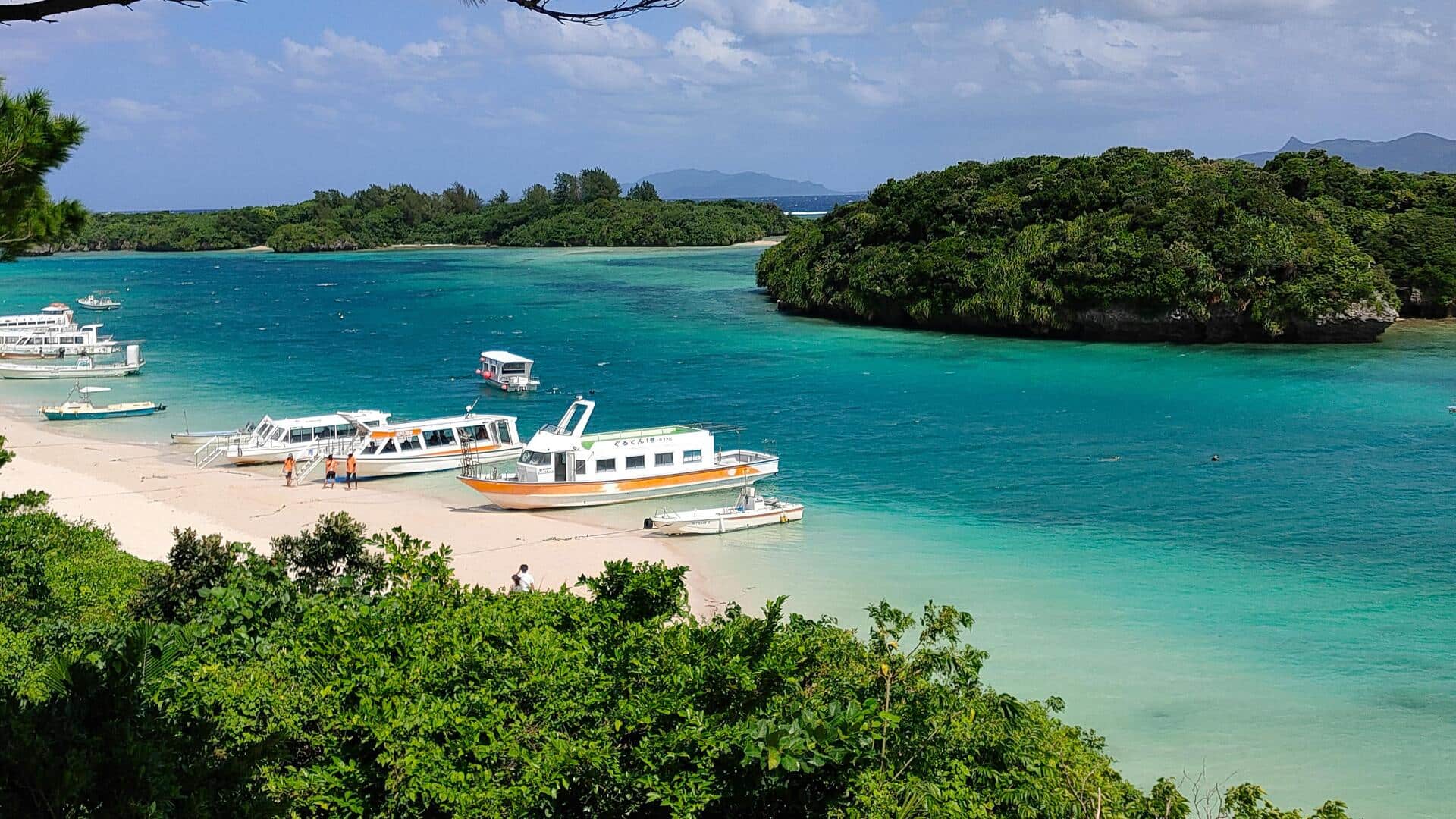 Pantai-Pantai Indah di Okinawa untuk Dikunjungi
