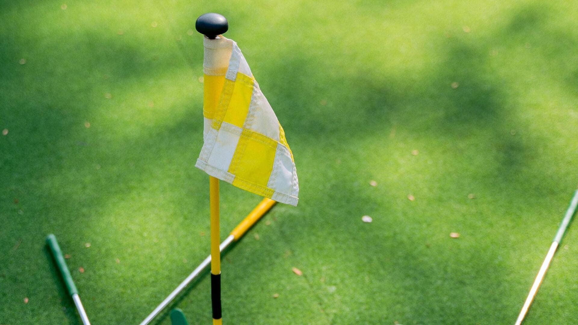 Mengapa bendera golf selalu berpola kotak-kotak?