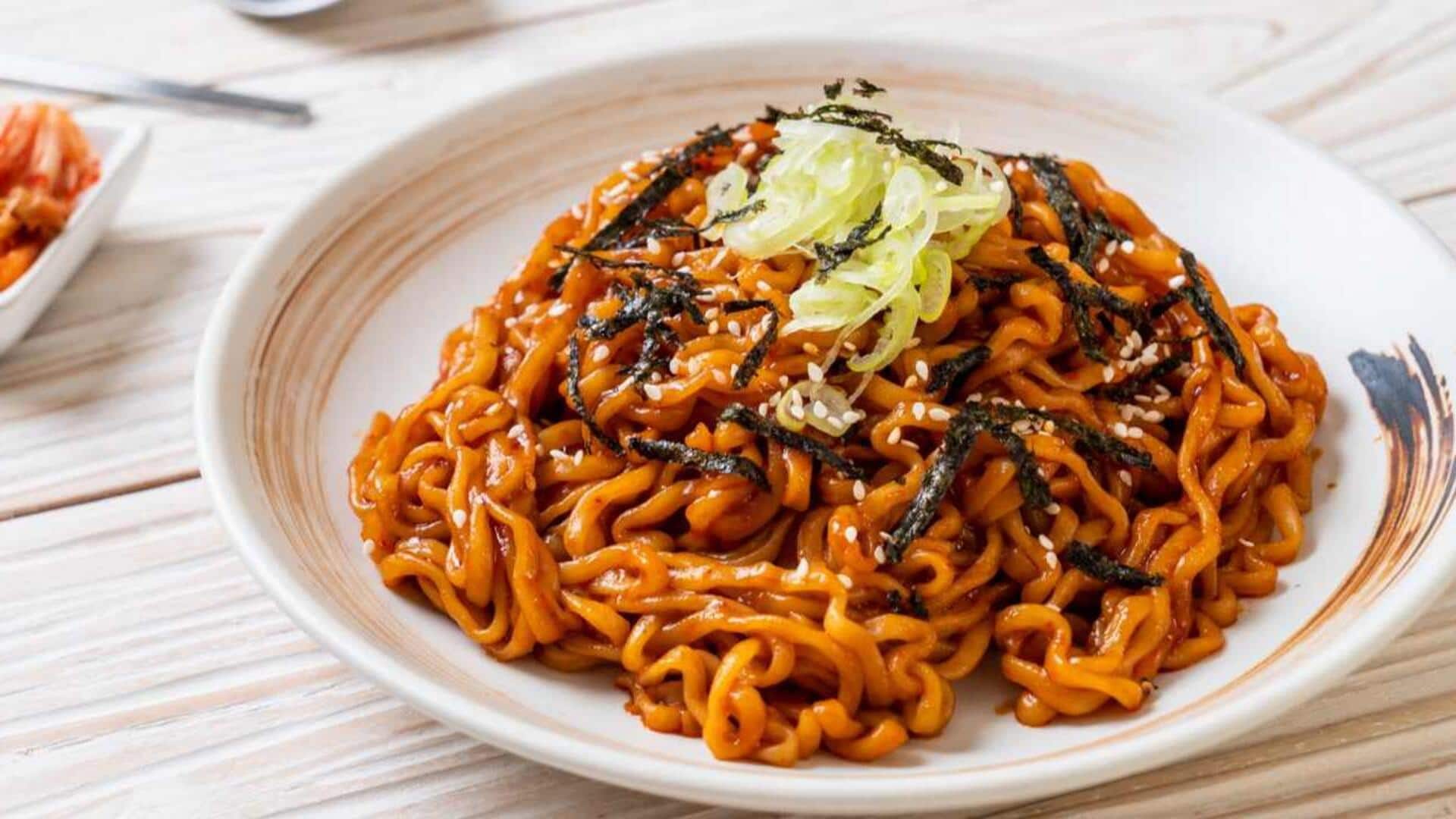 Menemukan Hidangan Mi Pedas yang Tersembunyi di Jakarta