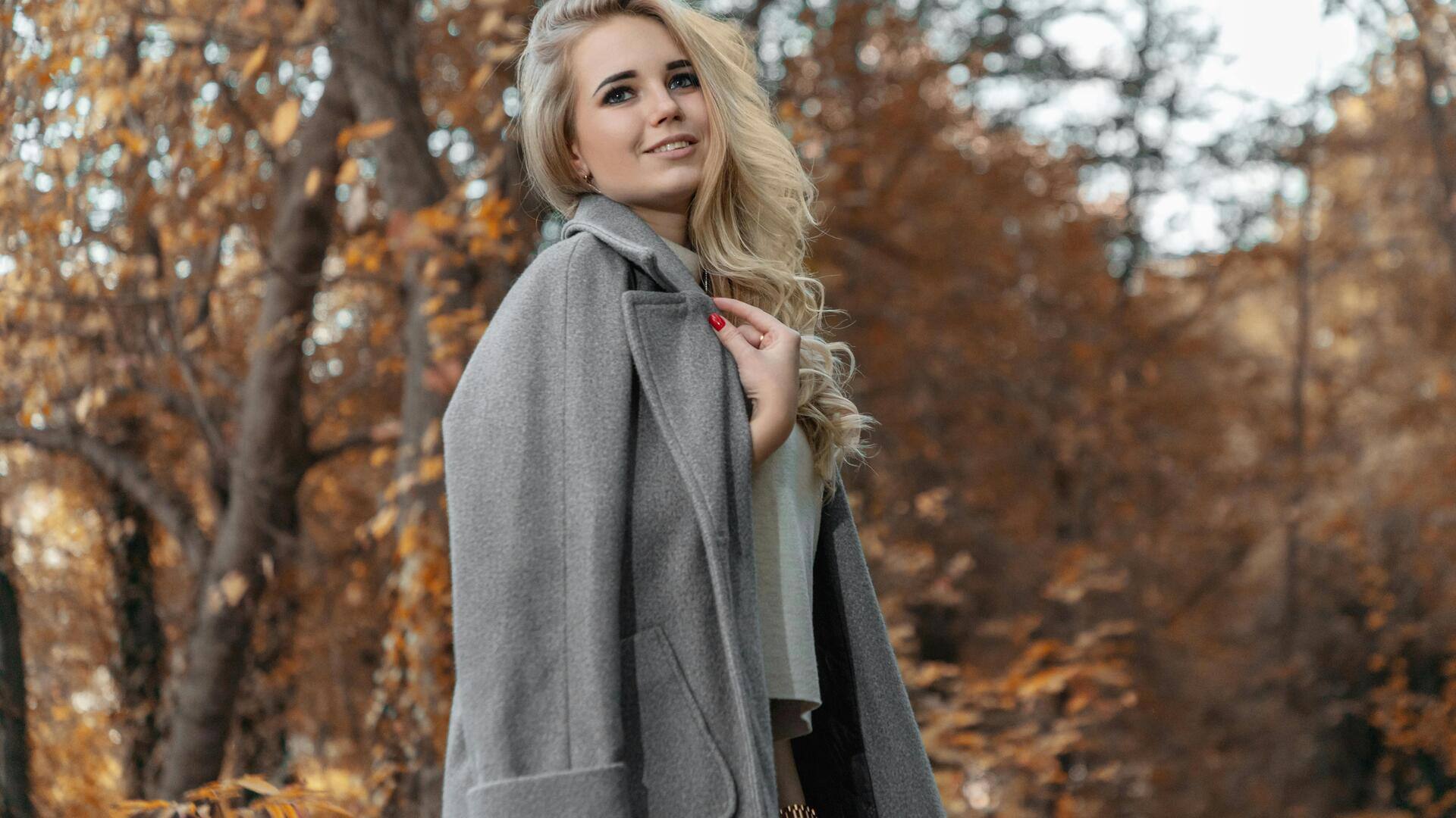 Berpakaian berlapis untuk musim hujan dan gugur