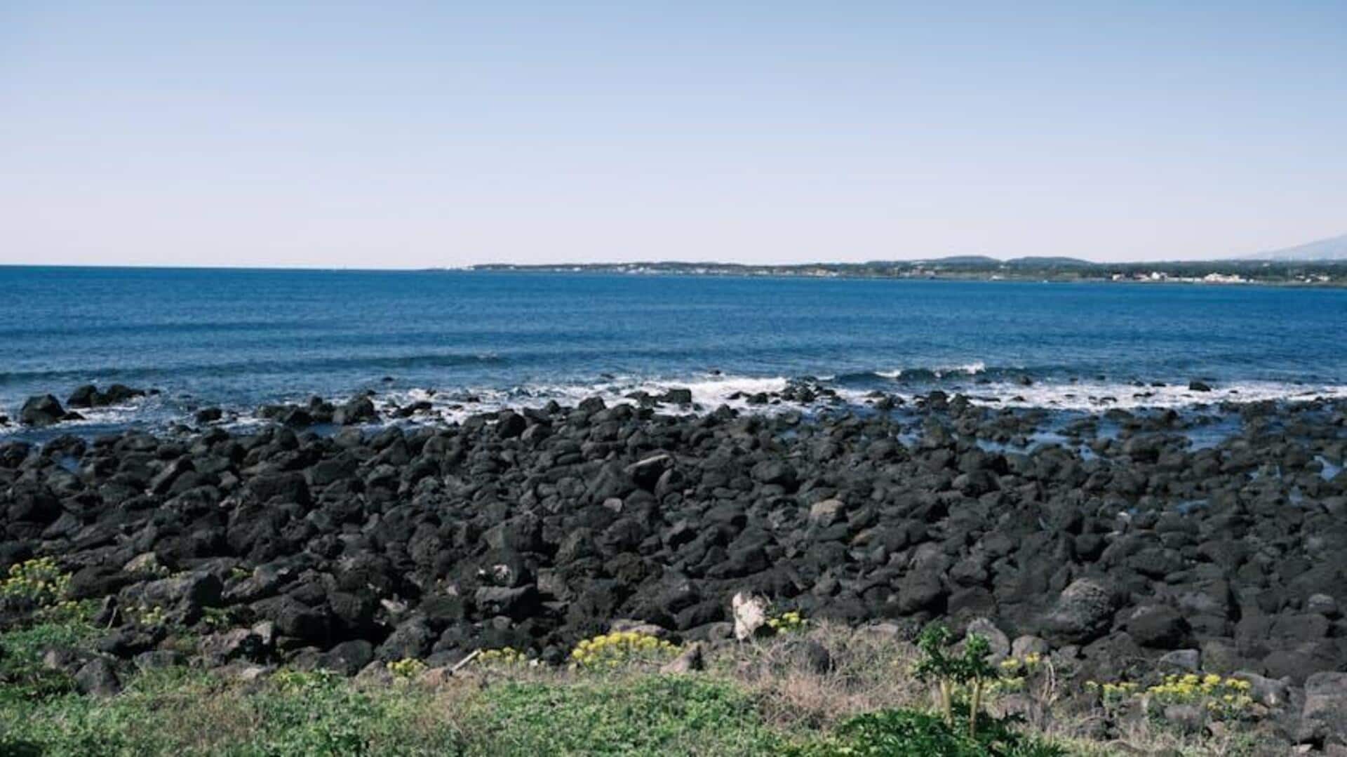 Menemukan Pantai Tersembunyi di Korea Selatan