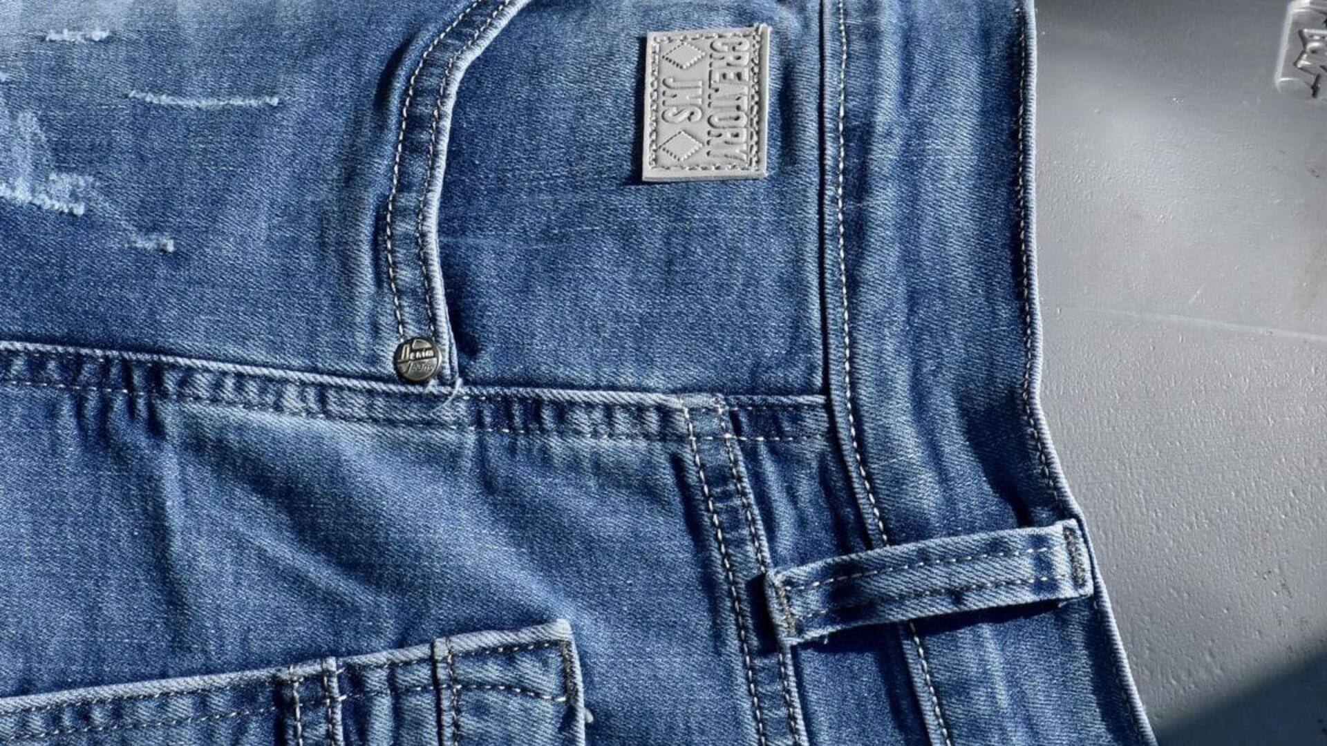 Denim berkelanjutan: Gaya cantik dari jeans lama