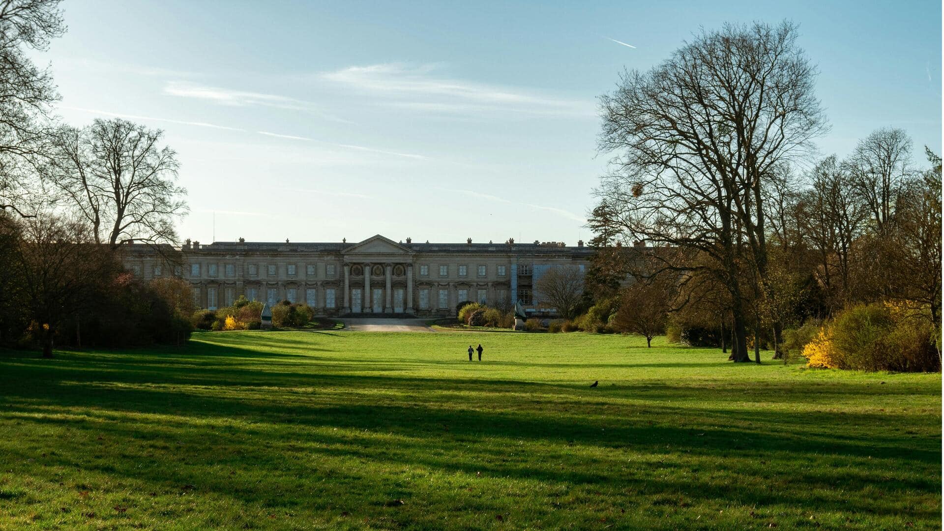 Lima Kota Hutan Tenang di Prancis Utara